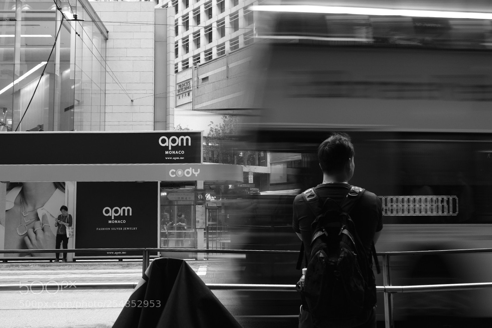 Fujifilm X-T20 sample photo. Bus im central hong photography