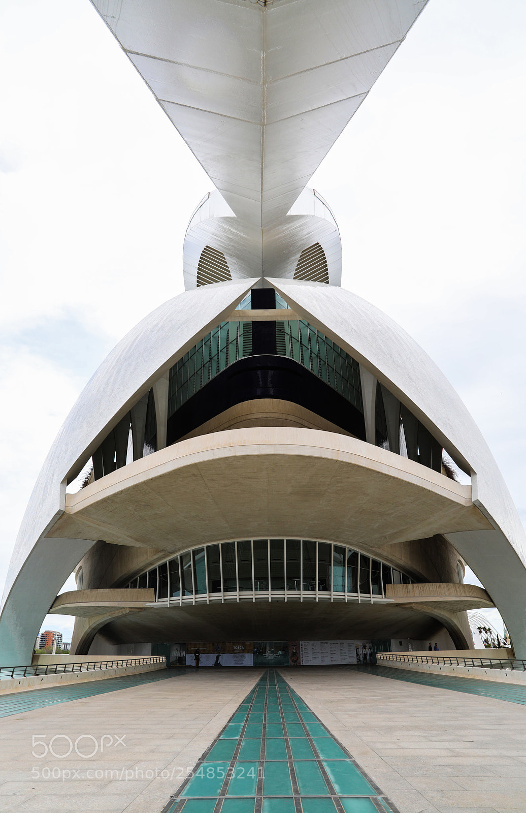 Canon EOS 5D Mark IV sample photo. Palau de les arts photography