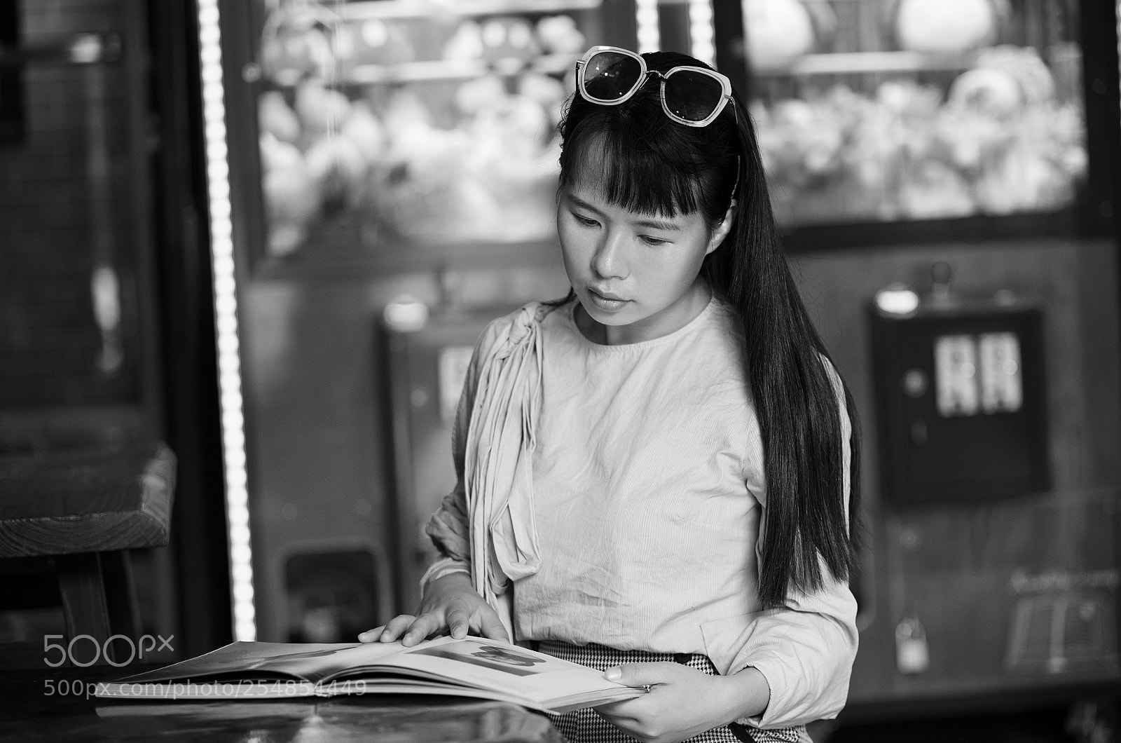 Nikon D810 sample photo. Reading photography