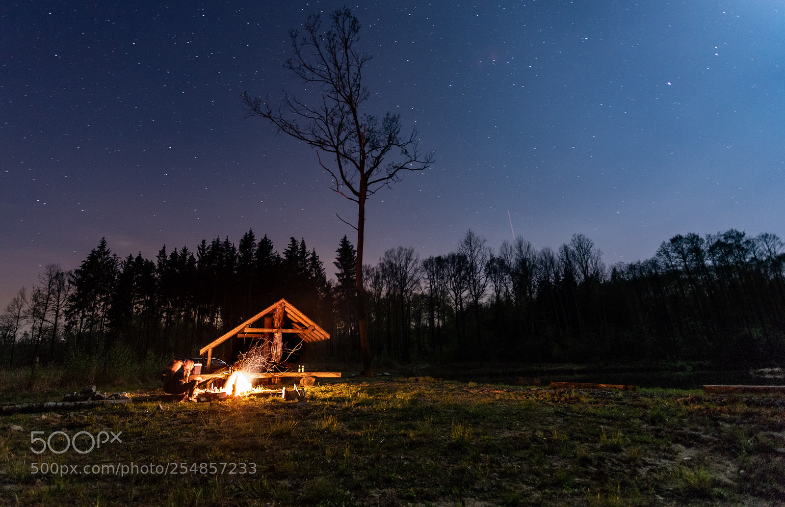 Canon EOS 6D Mark II sample photo. Płonie ognisko photography
