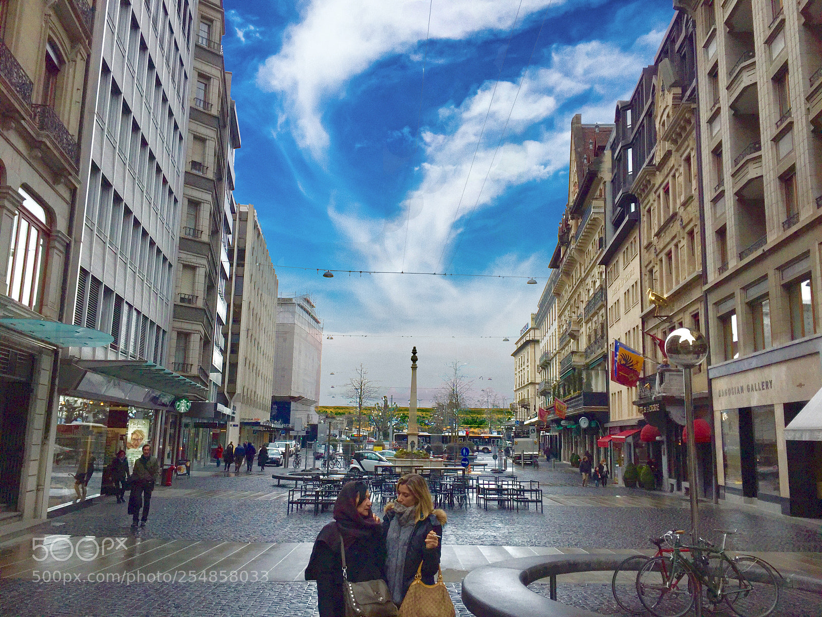 Apple iPhone 6 sample photo. Geneva streets photography
