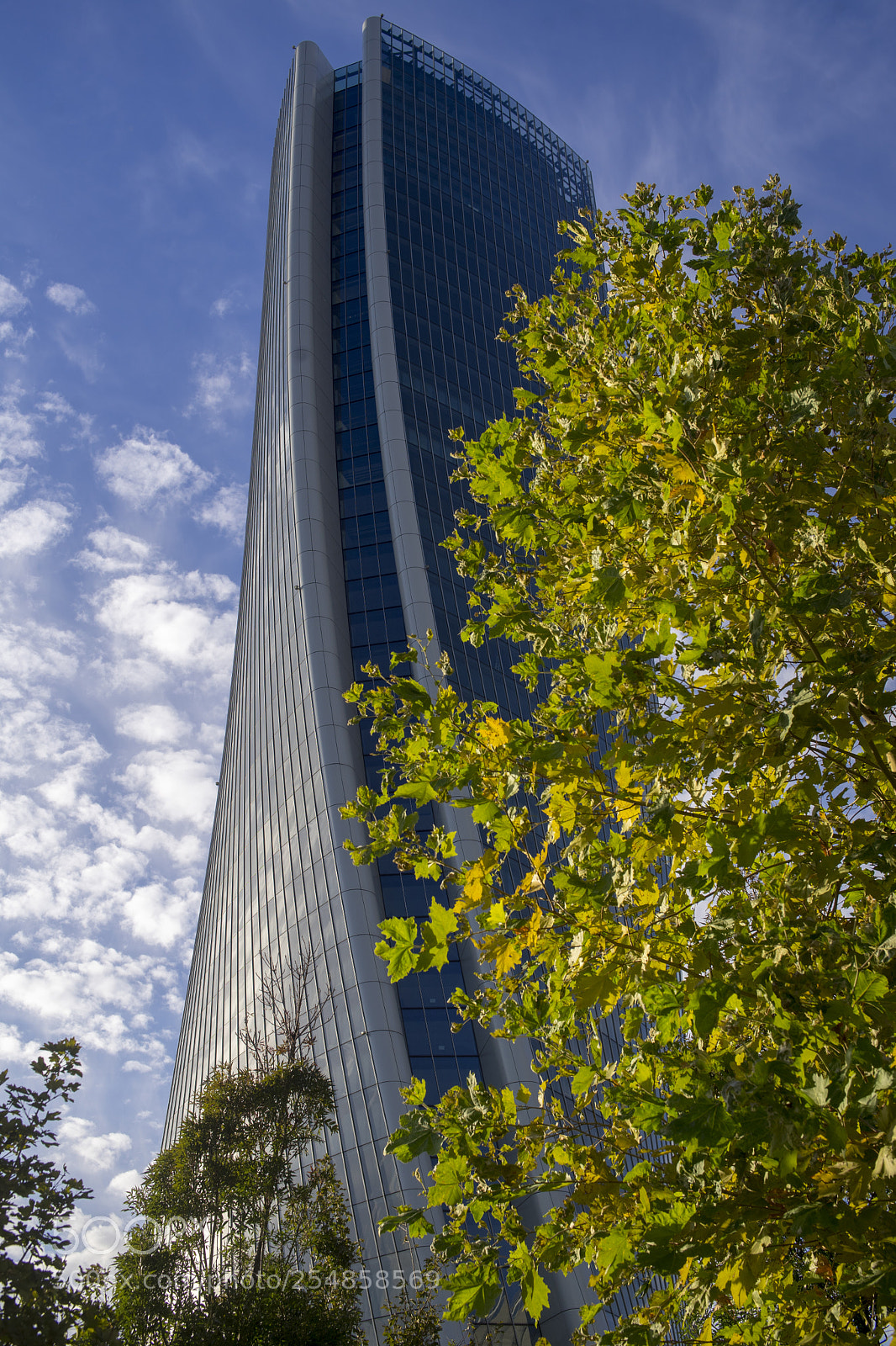 Sony a7 II sample photo. Hadid tower at citylife photography