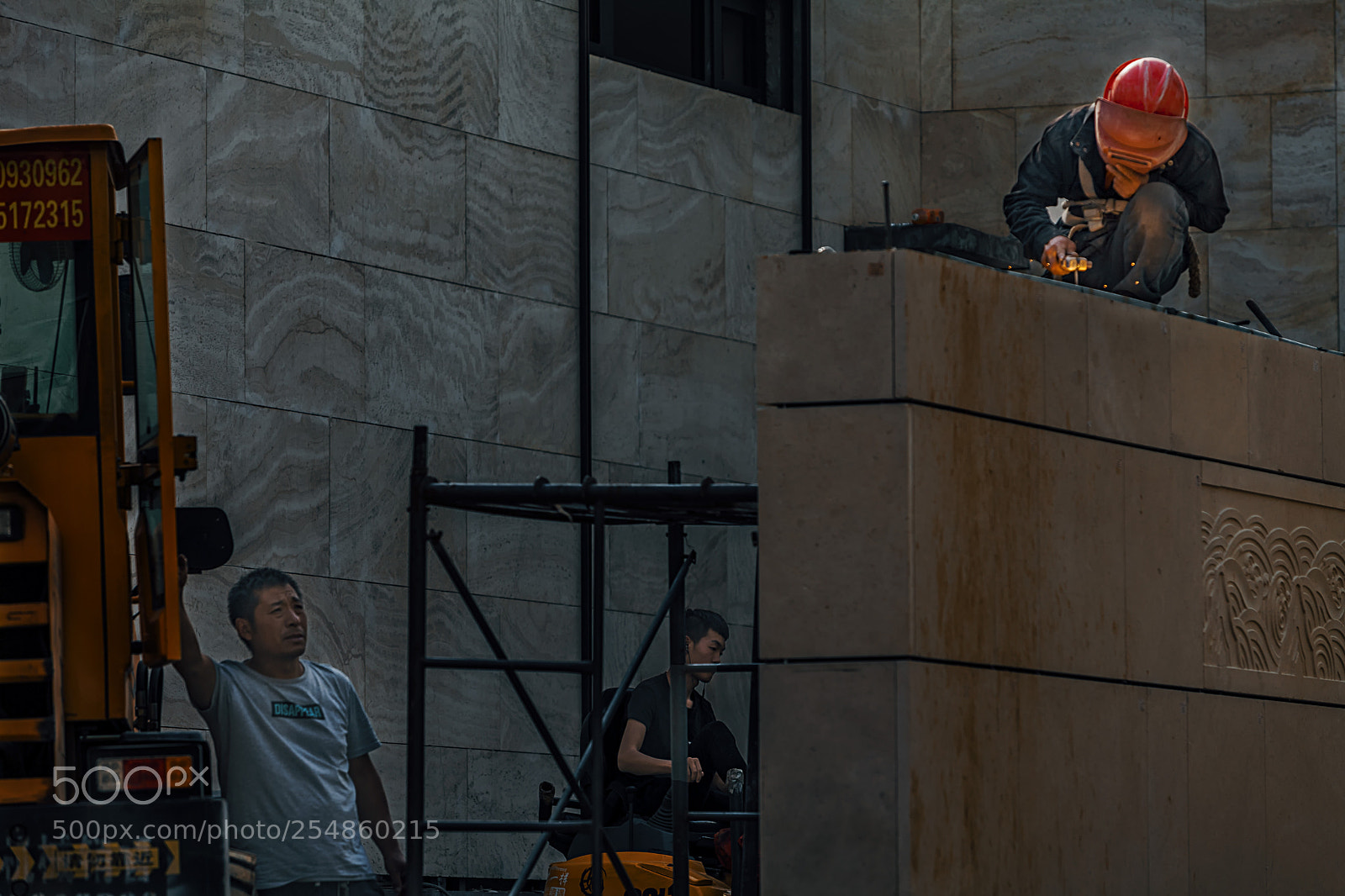 Canon EOS 5D Mark II sample photo. Migrant workers photography