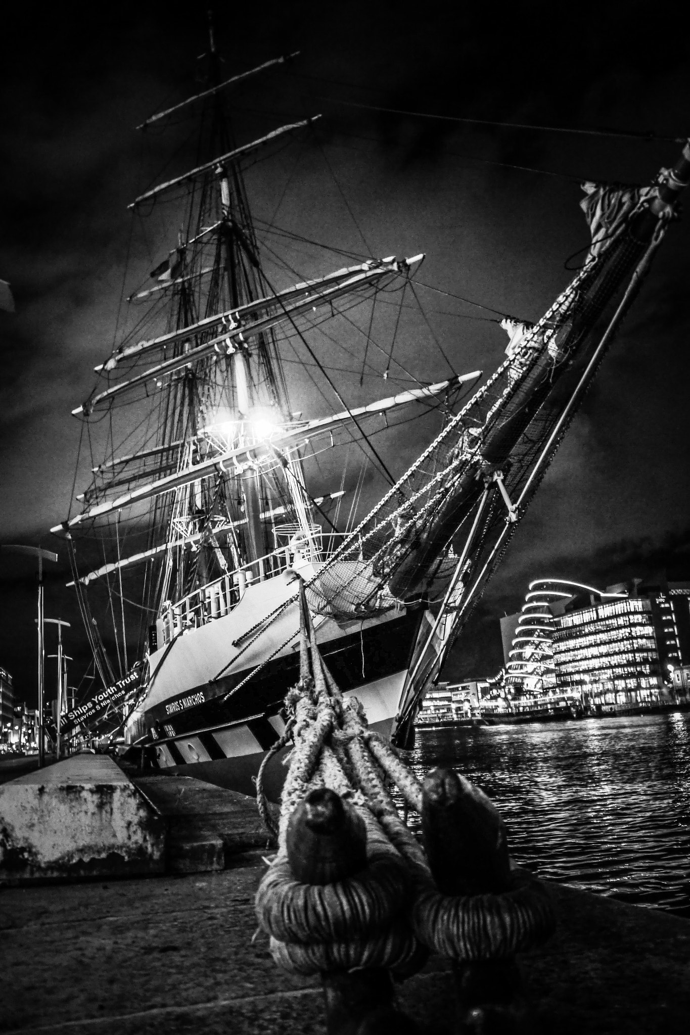 Panasonic Lumix DMC-G5 sample photo. Harbour photography