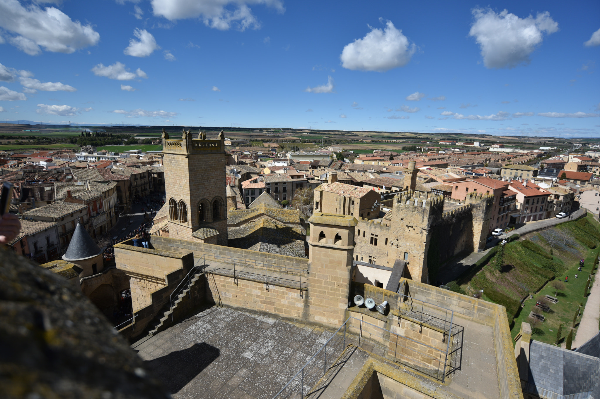 Nikon AF-S Nikkor 18-35mm F3.5-4.5G ED sample photo. Castillo de olite () photography