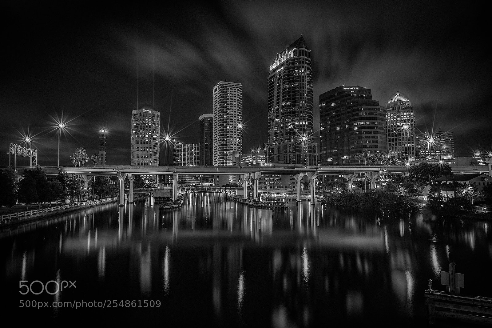 Sony a7R sample photo. Tampa, florida (b&w) photography