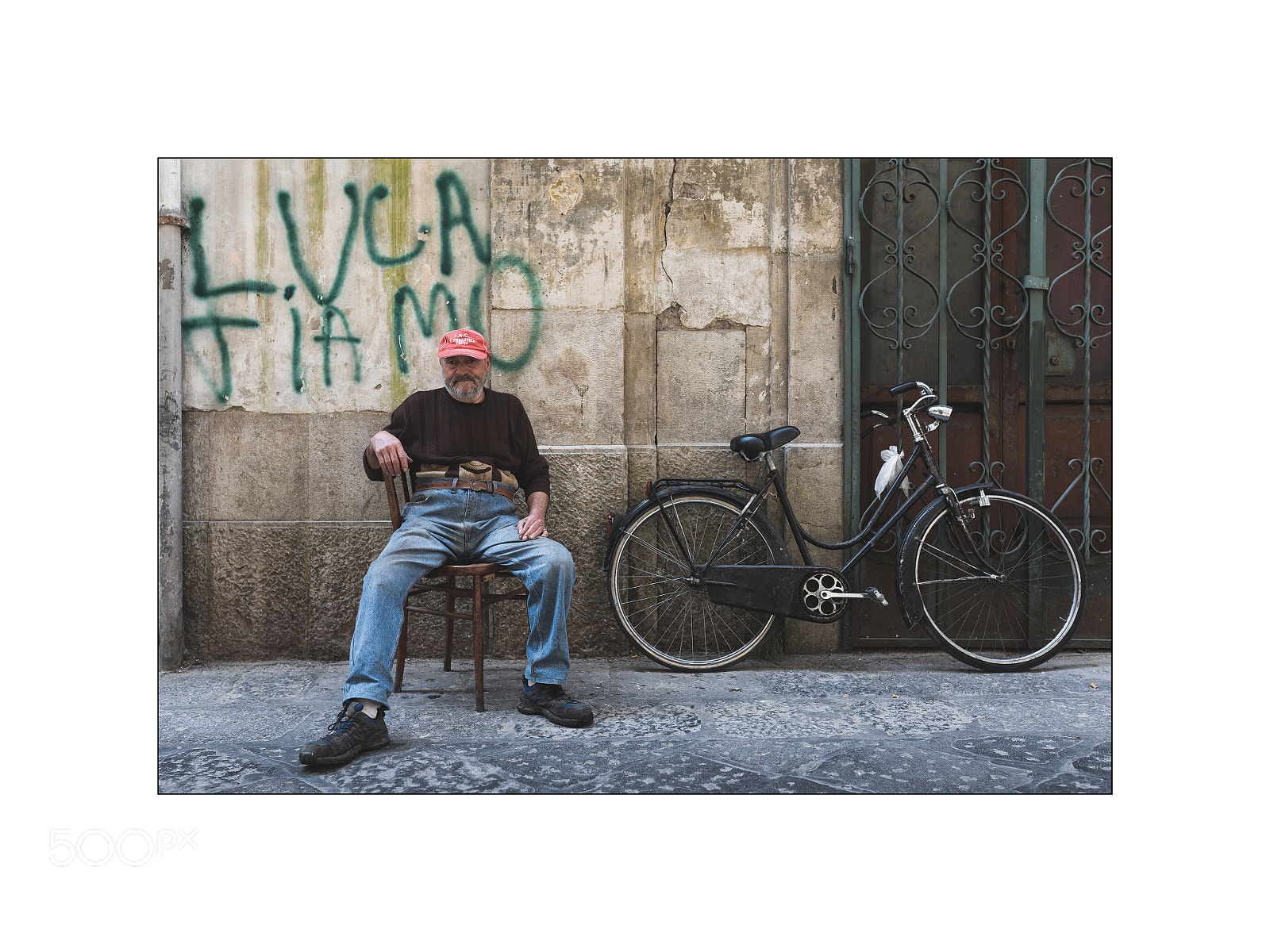 Canon EOS 5D Mark IV sample photo. Mentre passeggiavo per i photography