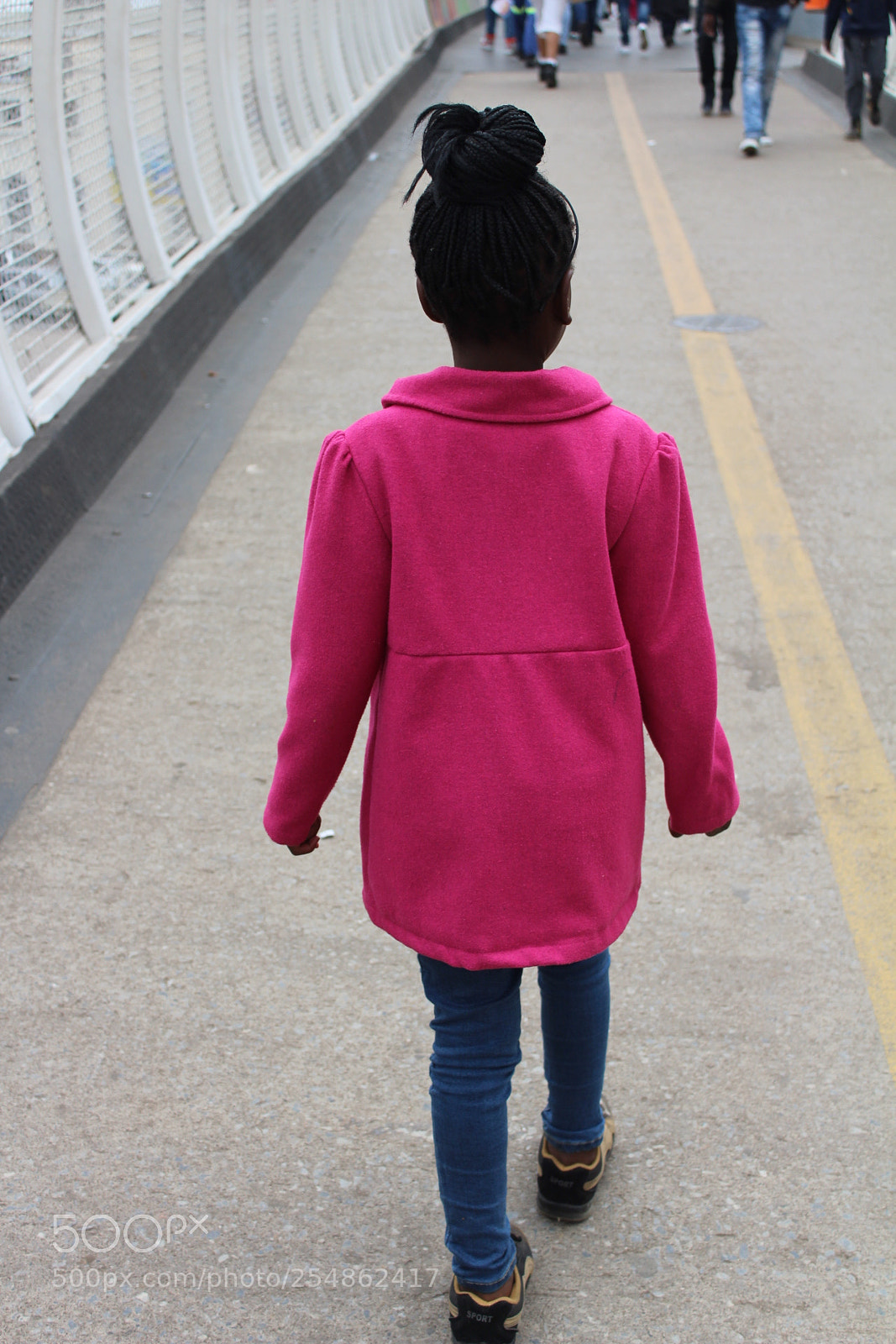 Canon EOS 1300D (EOS Rebel T6 / EOS Kiss X80) sample photo. Footbridge photography