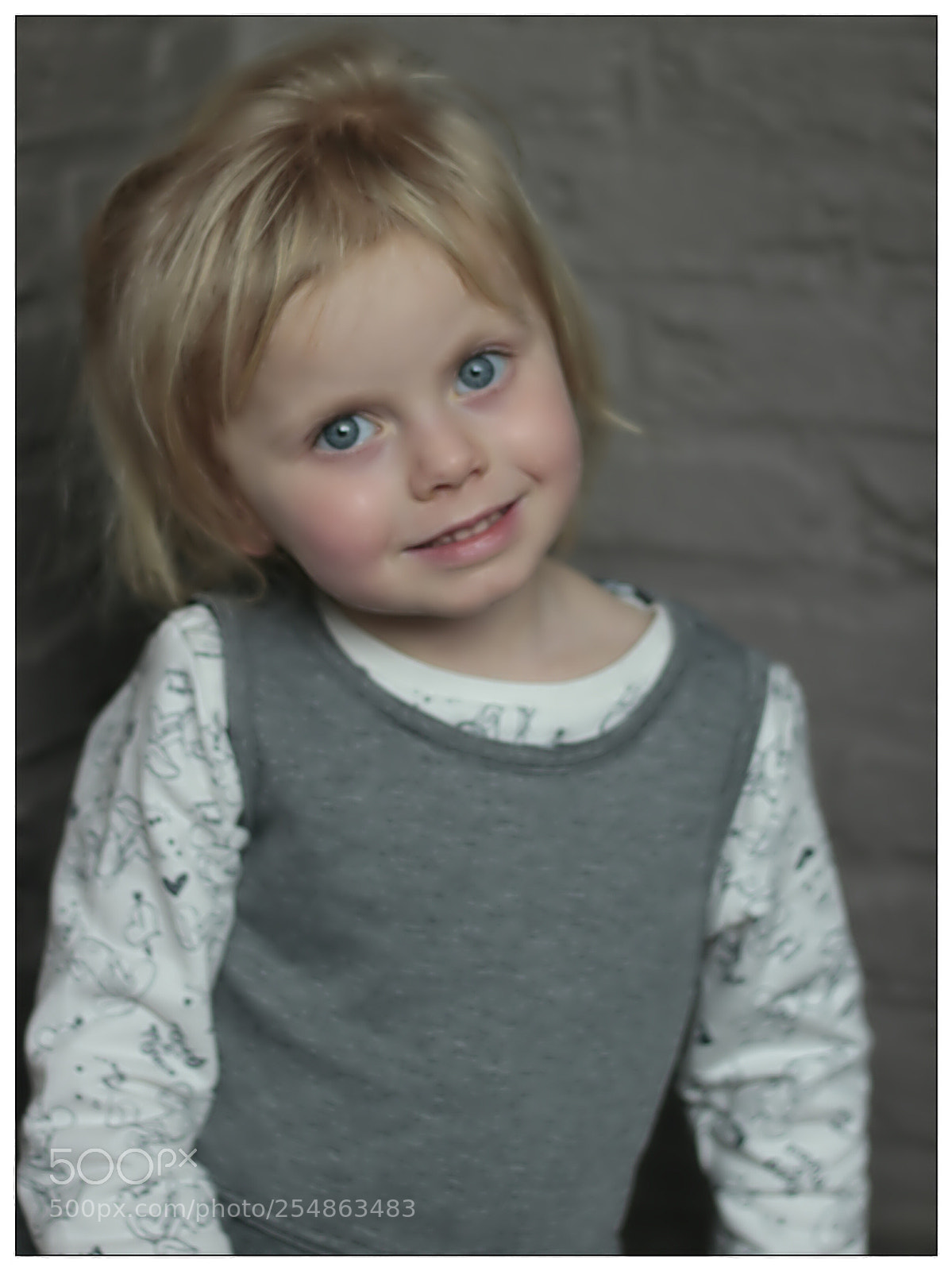 Canon EOS 550D (EOS Rebel T2i / EOS Kiss X4) sample photo. Ambre photography