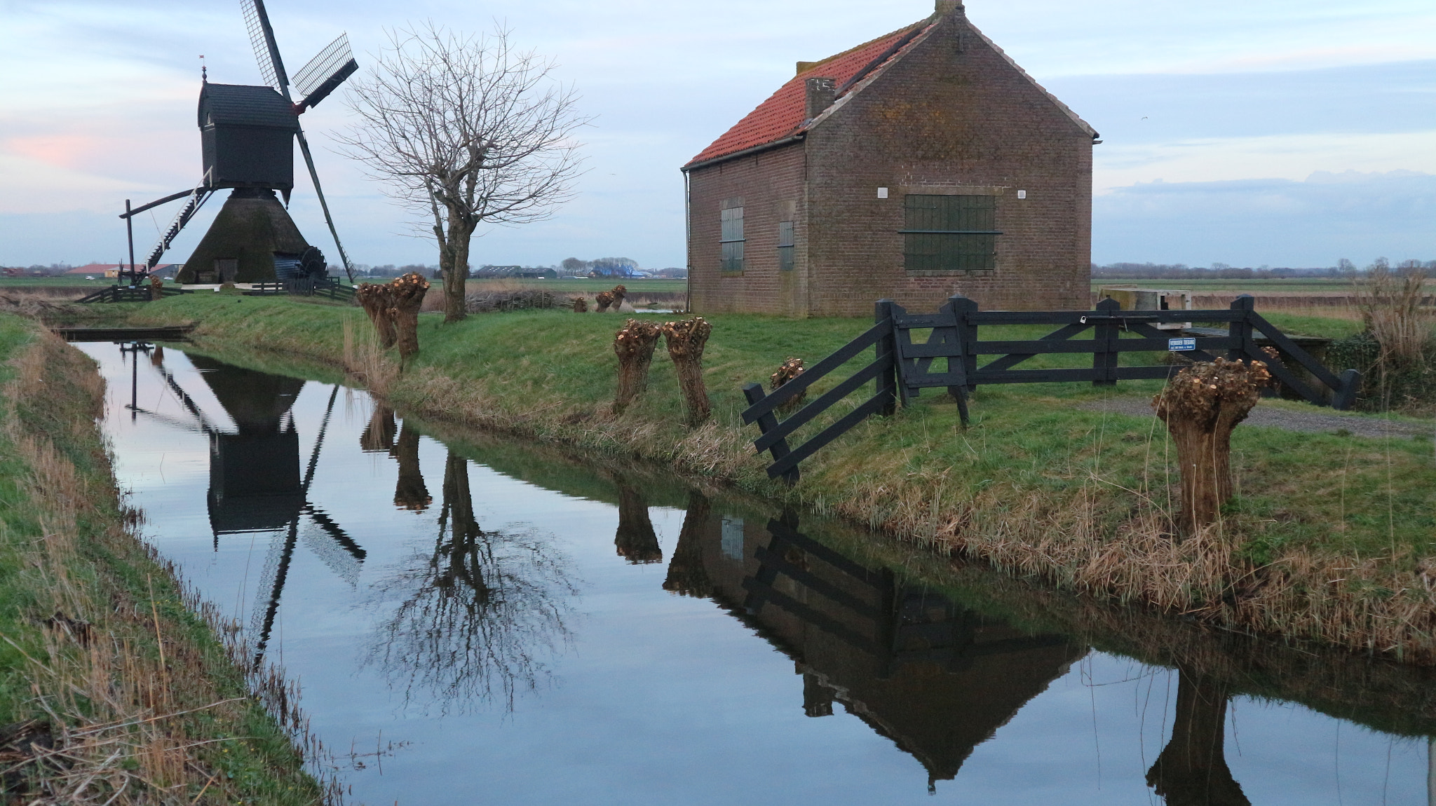 Canon EOS M10 sample photo. Dutch landscape photography