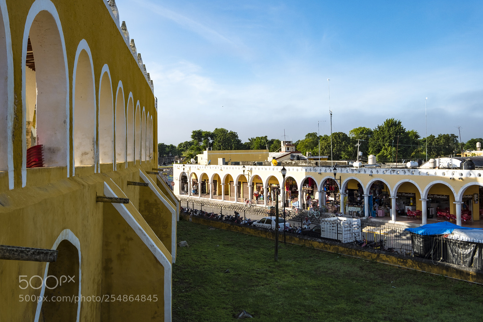 Fujifilm X-T2 sample photo. Izamal, the yellow colonial photography