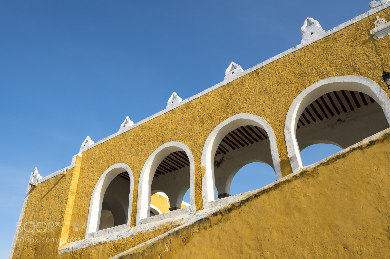 Fujifilm X-T2 sample photo. Church in izamal in photography