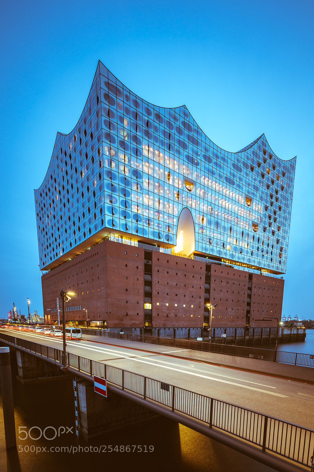 Sony a7R II sample photo. Elbphilharmonie photography