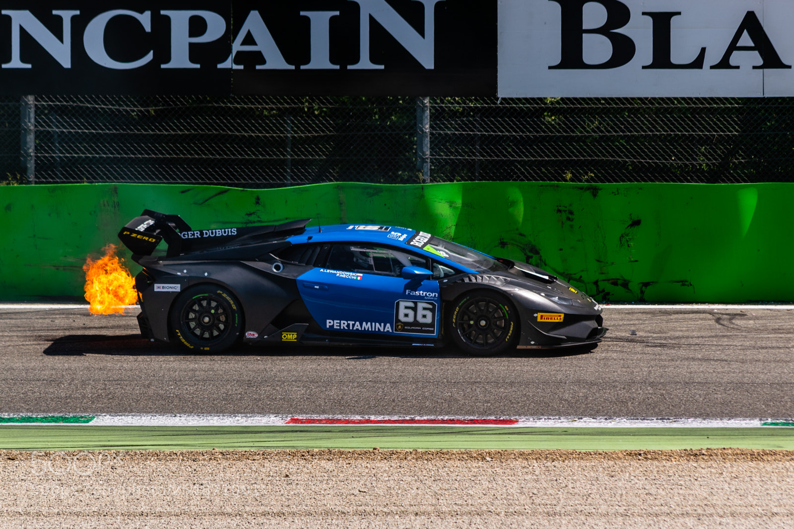 Nikon D5300 sample photo. Lamborghini huracan photography