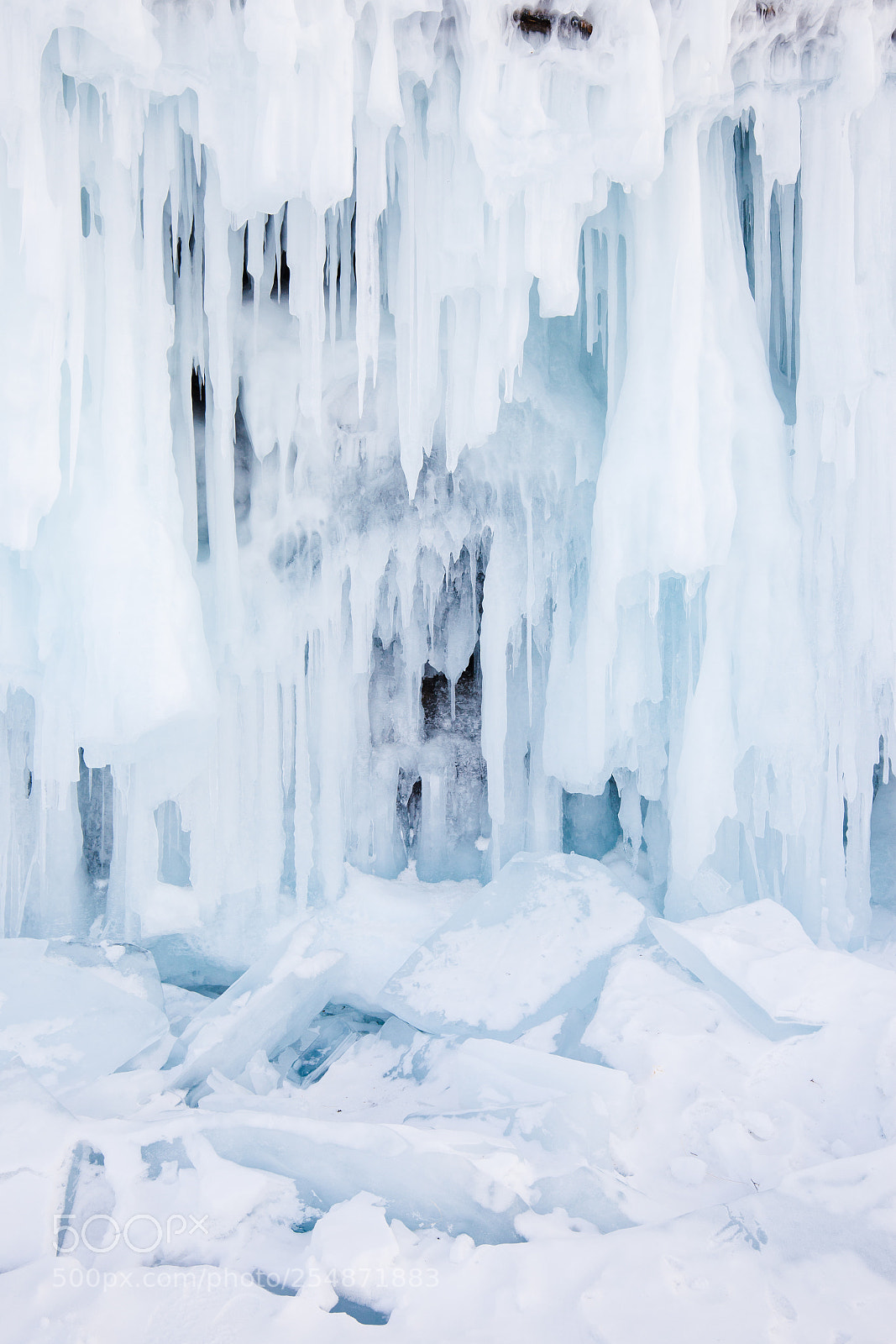 Canon EOS 5D Mark II sample photo. Frozen kingdom photography
