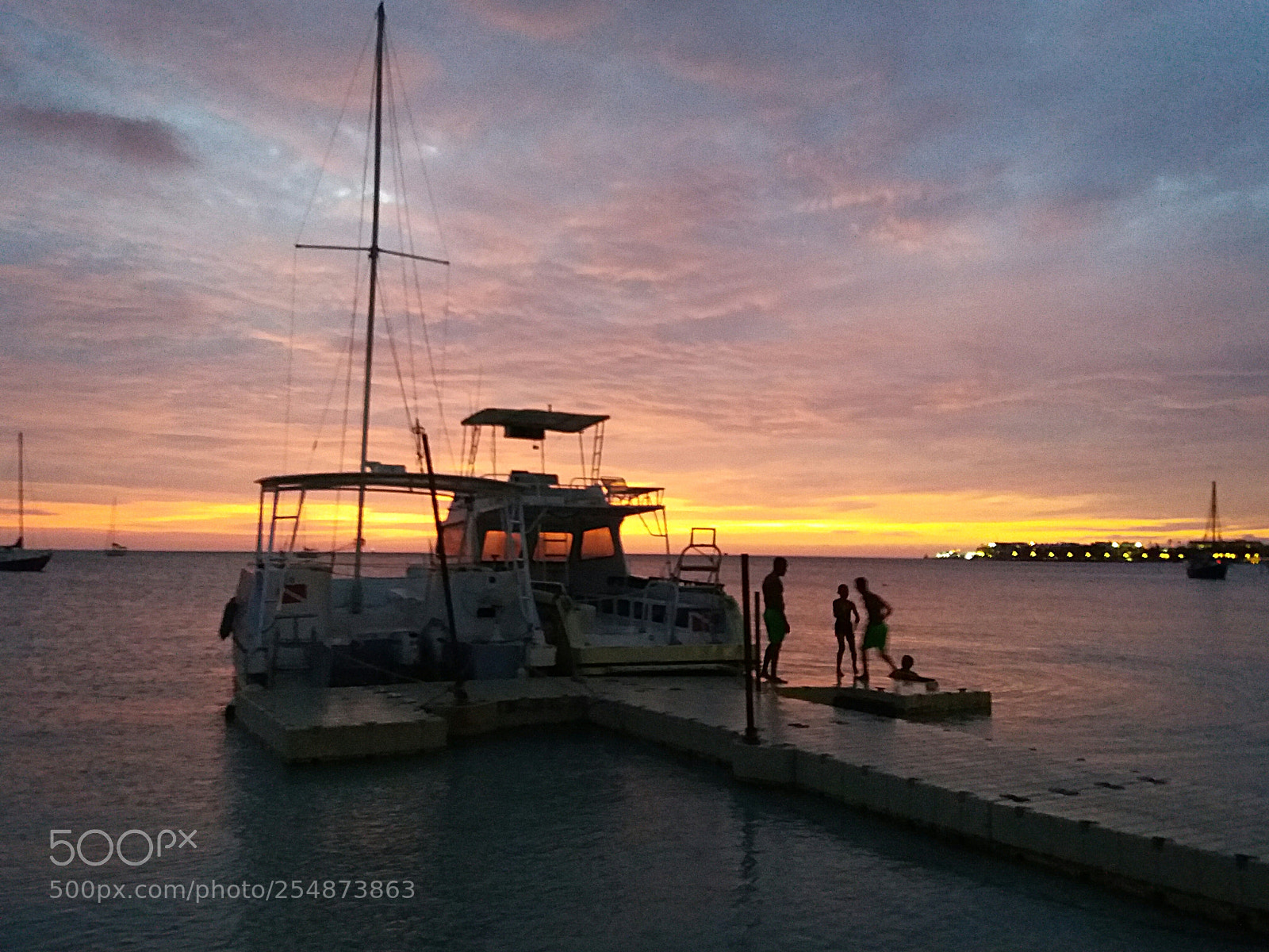 Samsung Galaxy J5(2016) sample photo. Silhouettes at the pier photography