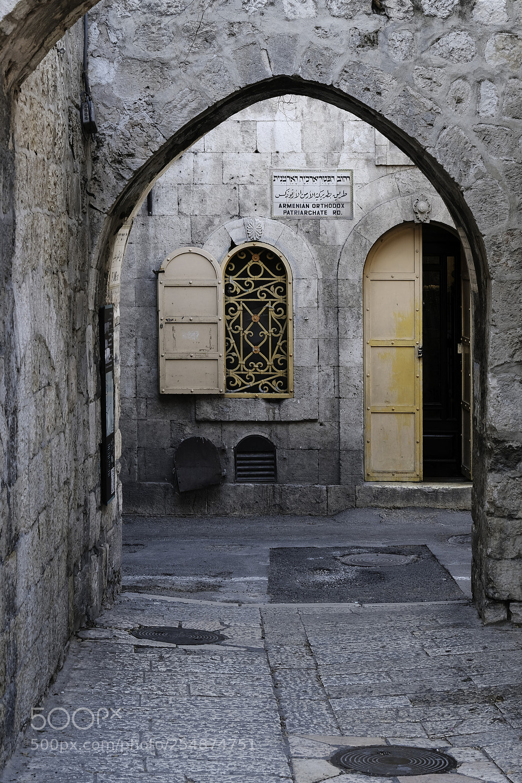 Fujifilm X-T2 sample photo. Armenian quarter corner photography