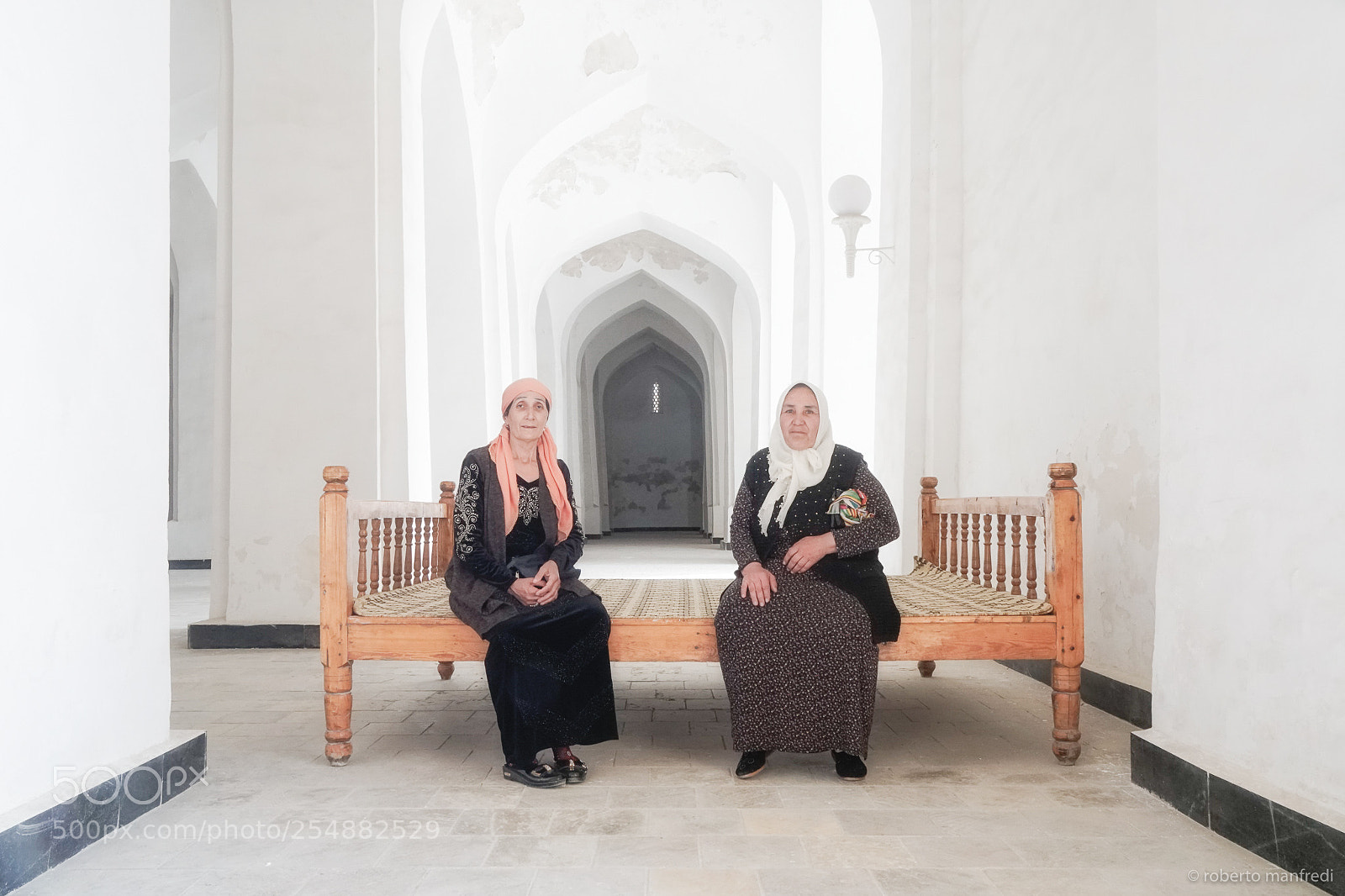 Sony a6500 sample photo. Women in the white photography