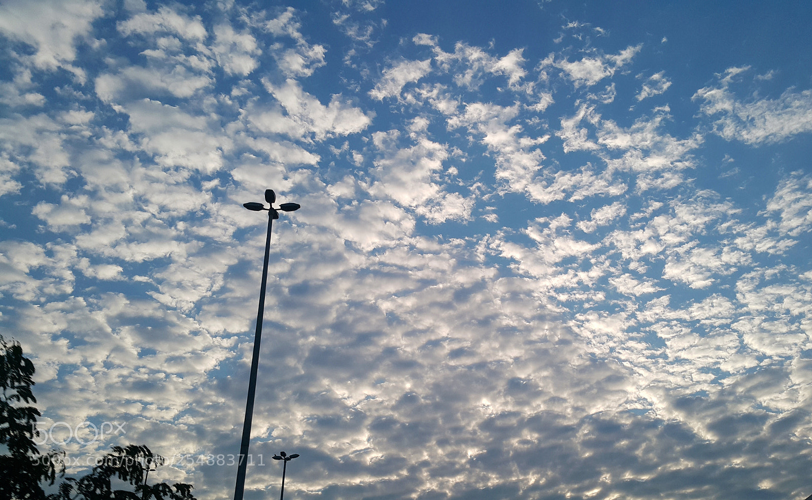 Samsung Galaxy Note4 sample photo. Clouds in the sky photography
