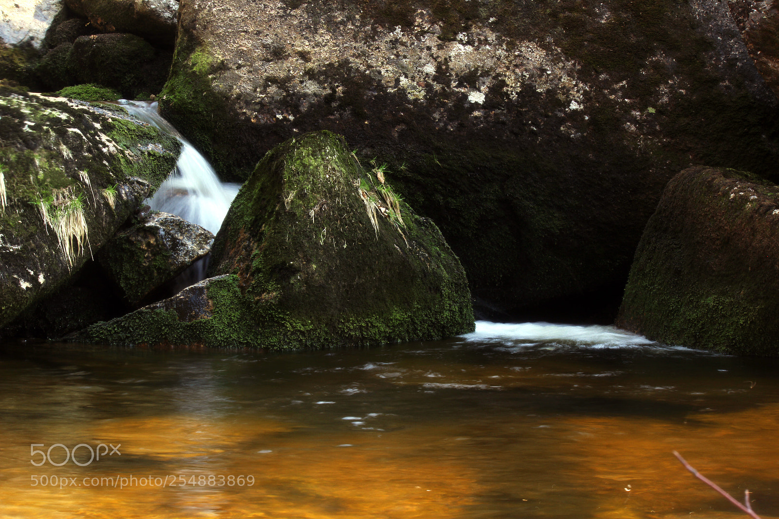Canon EOS 600D (Rebel EOS T3i / EOS Kiss X5) sample photo. Waterfall photography