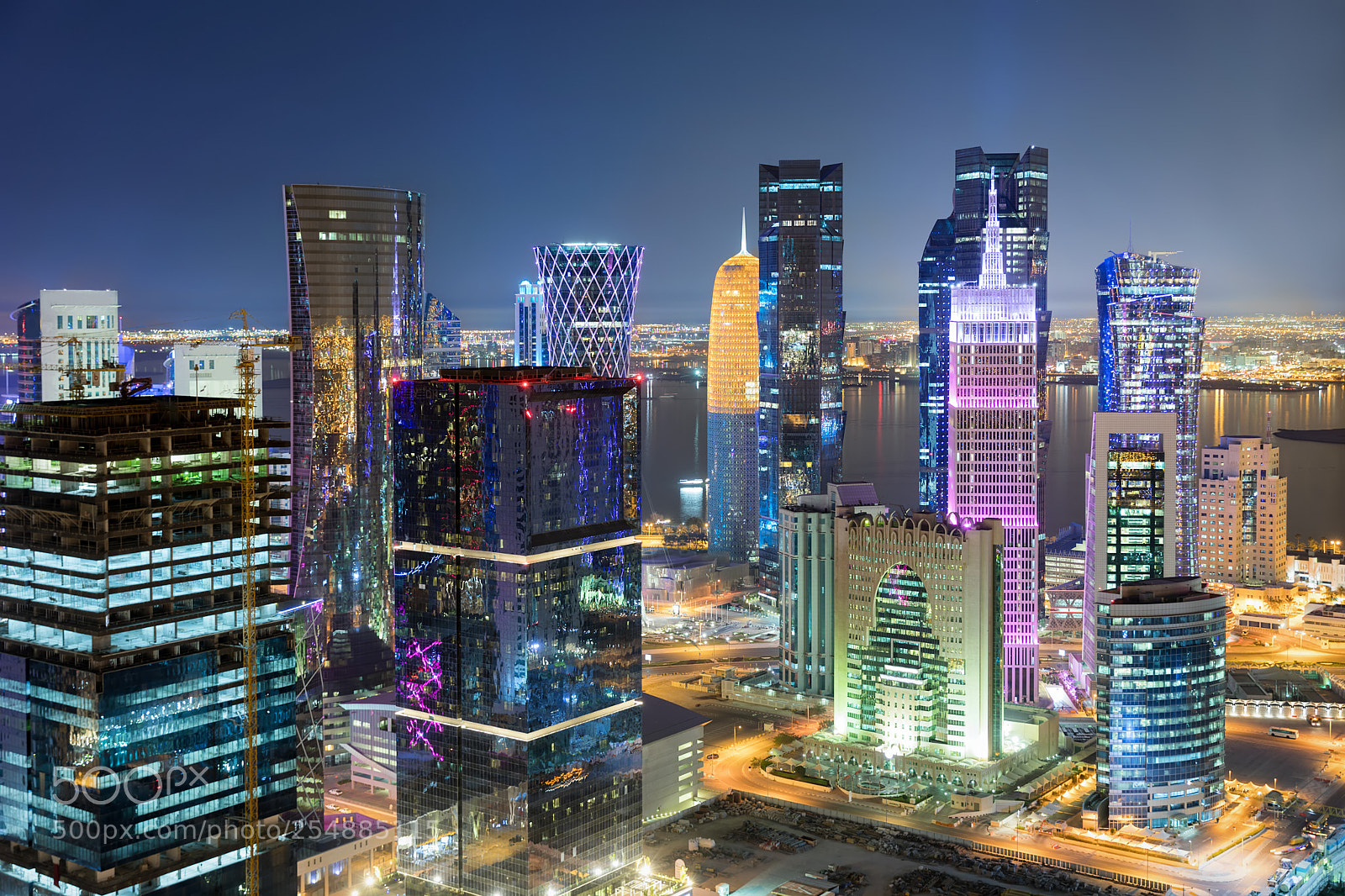 Canon EOS 5D Mark IV sample photo. Colourful doha by night photography