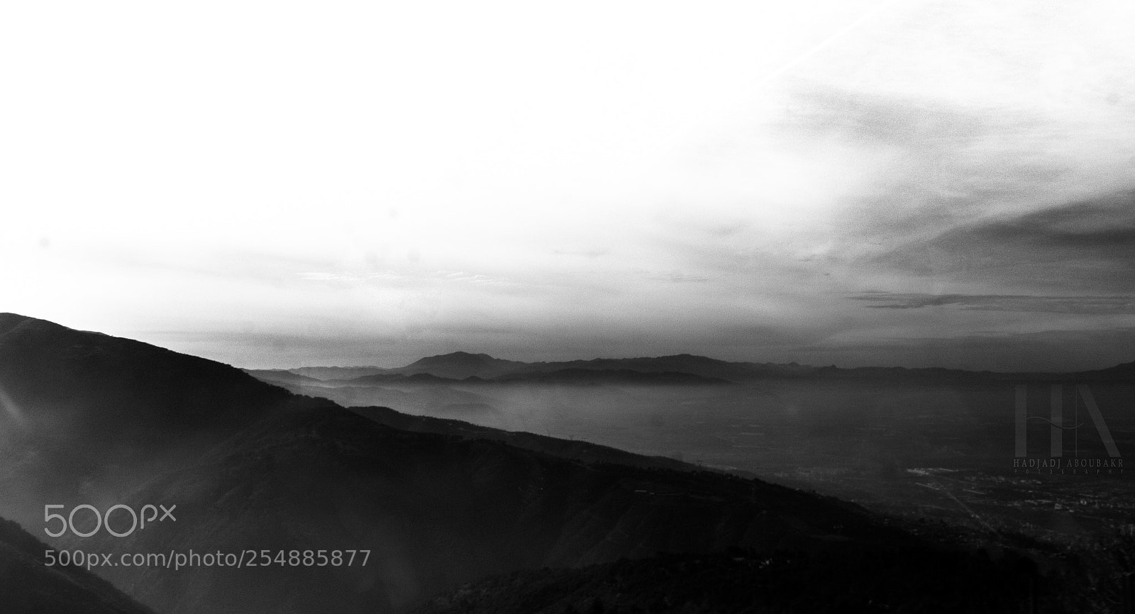 Canon EOS 600D (Rebel EOS T3i / EOS Kiss X5) sample photo. Mountain fog photography
