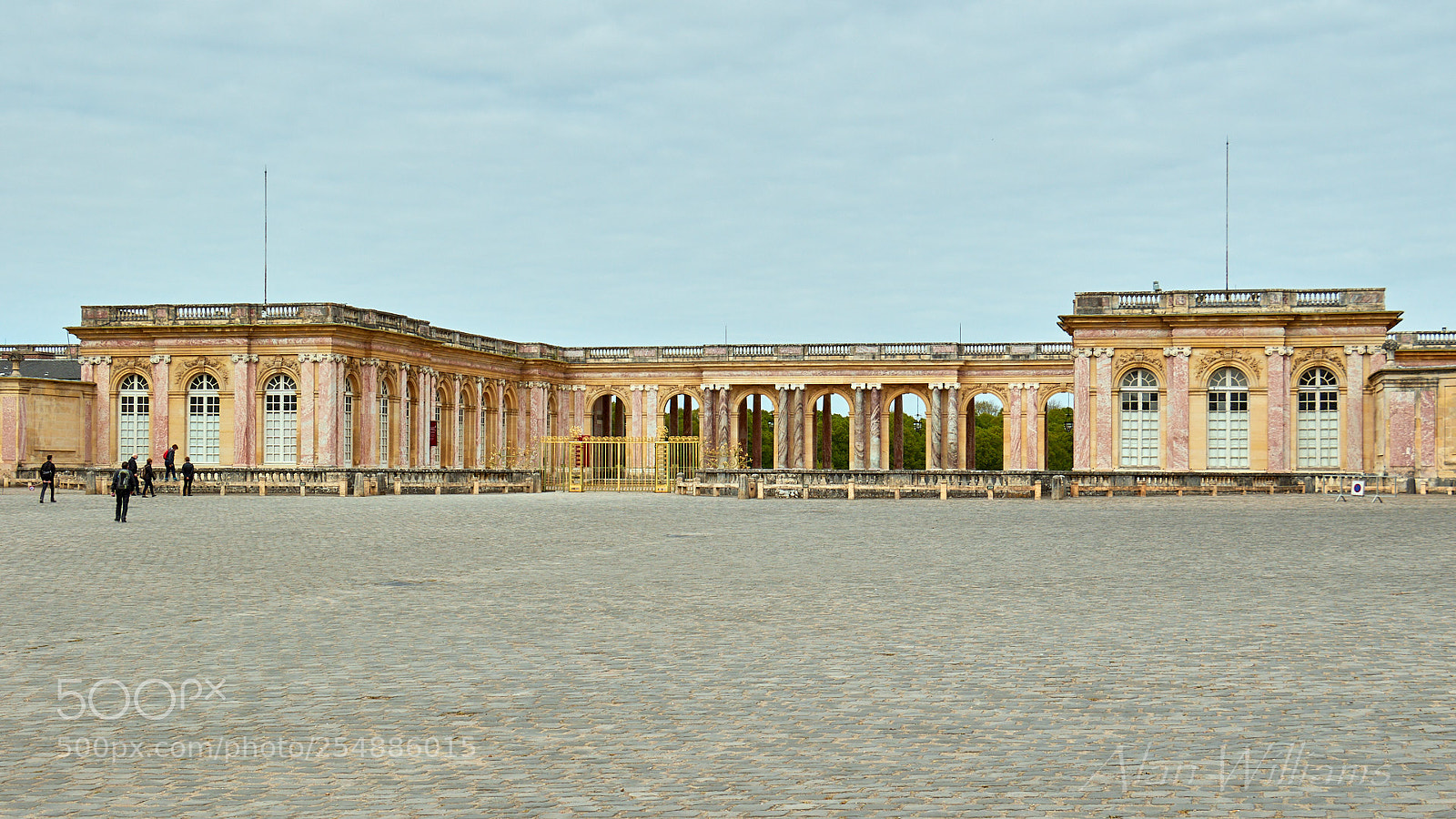 Canon EOS 7D Mark II sample photo. France photography