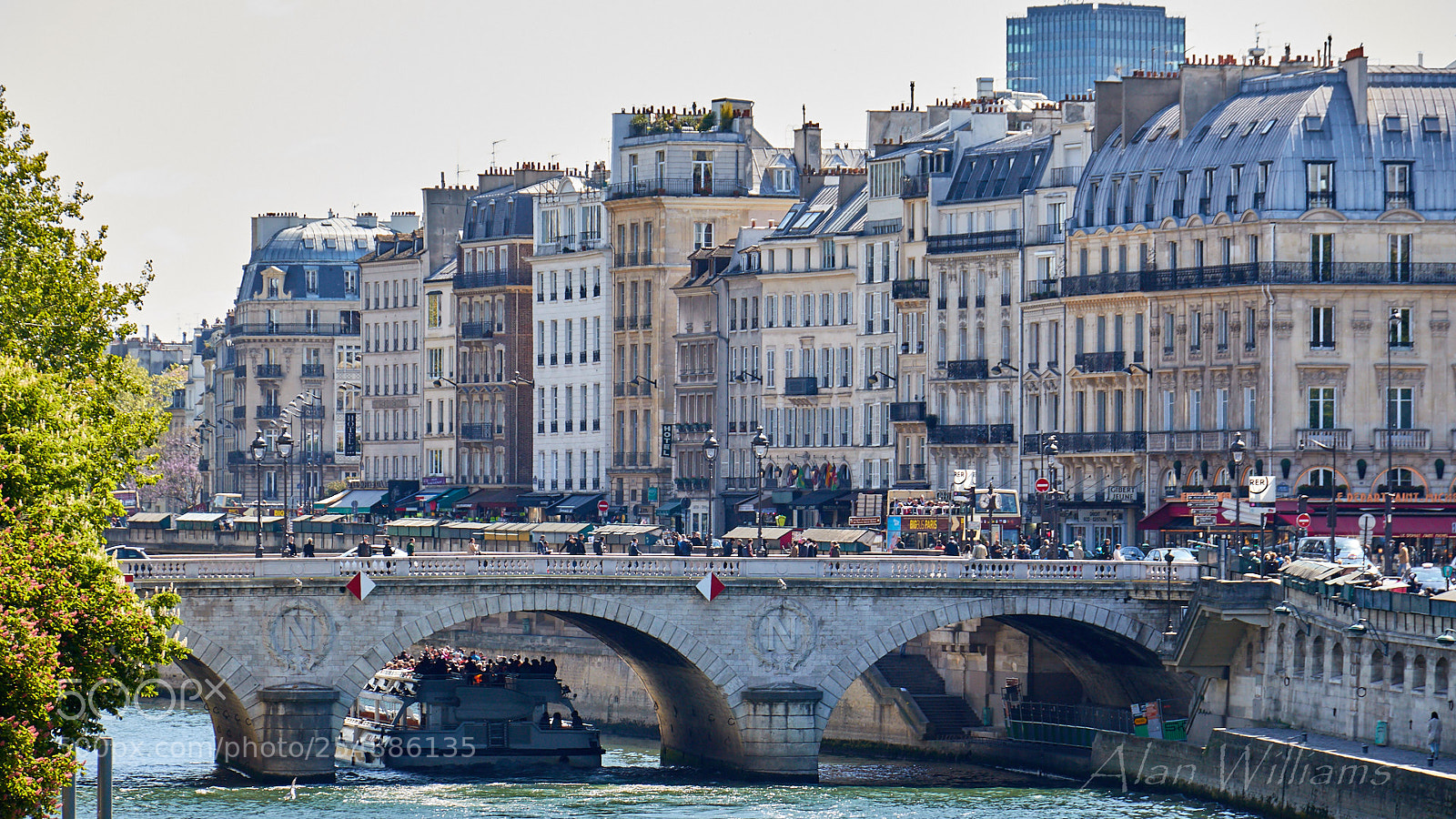 Canon EOS 7D Mark II sample photo. France photography