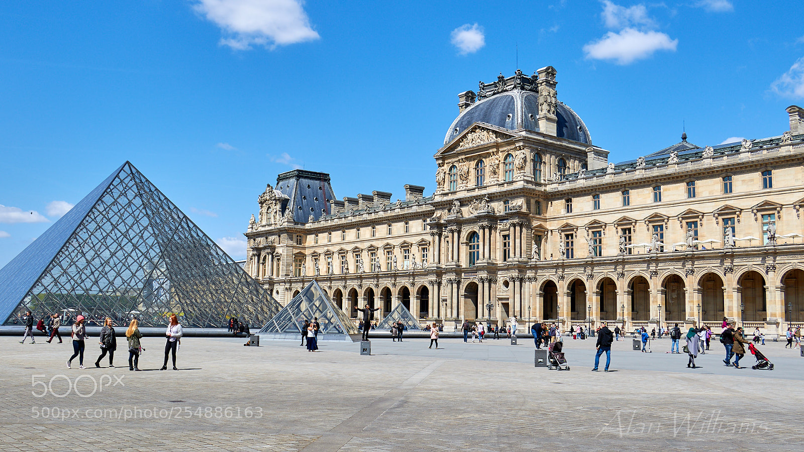 Canon EOS 7D Mark II sample photo. France photography