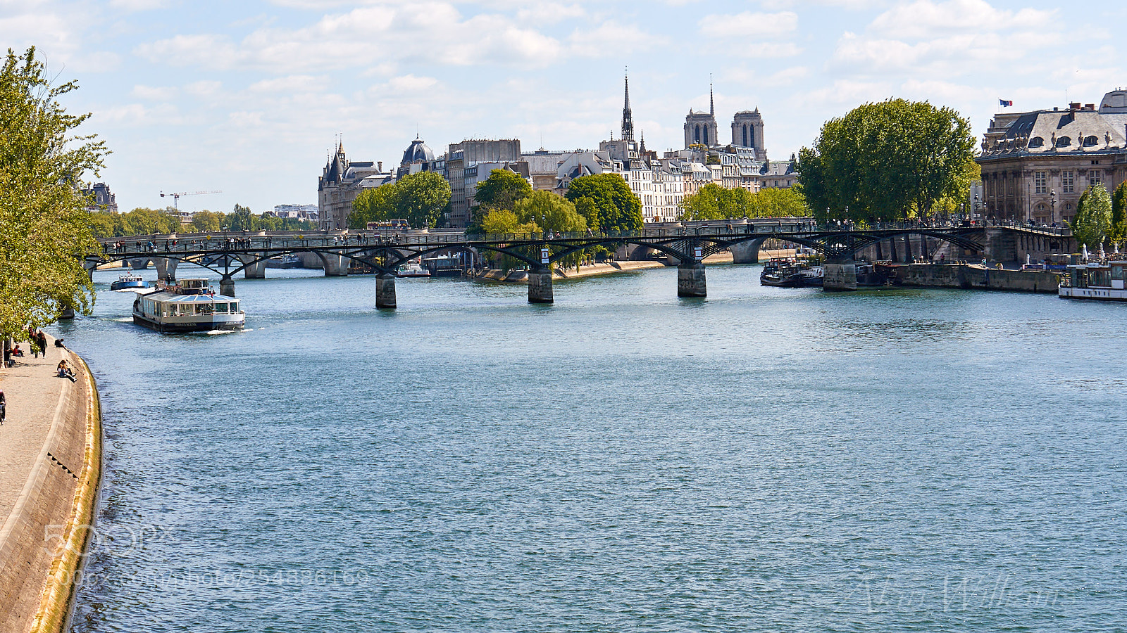 Canon EOS 7D Mark II sample photo. France photography