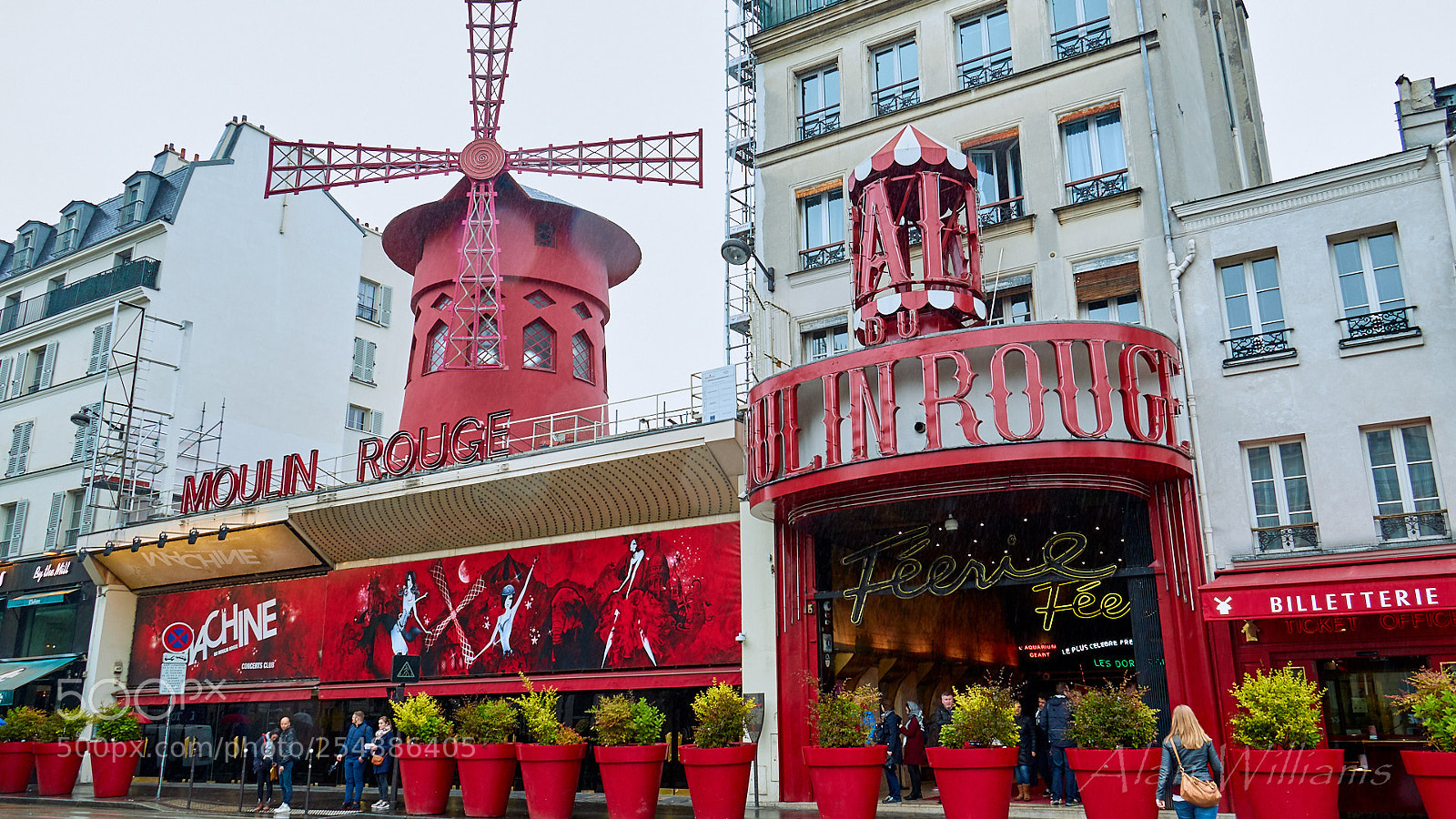 Canon EOS 7D Mark II sample photo. France photography