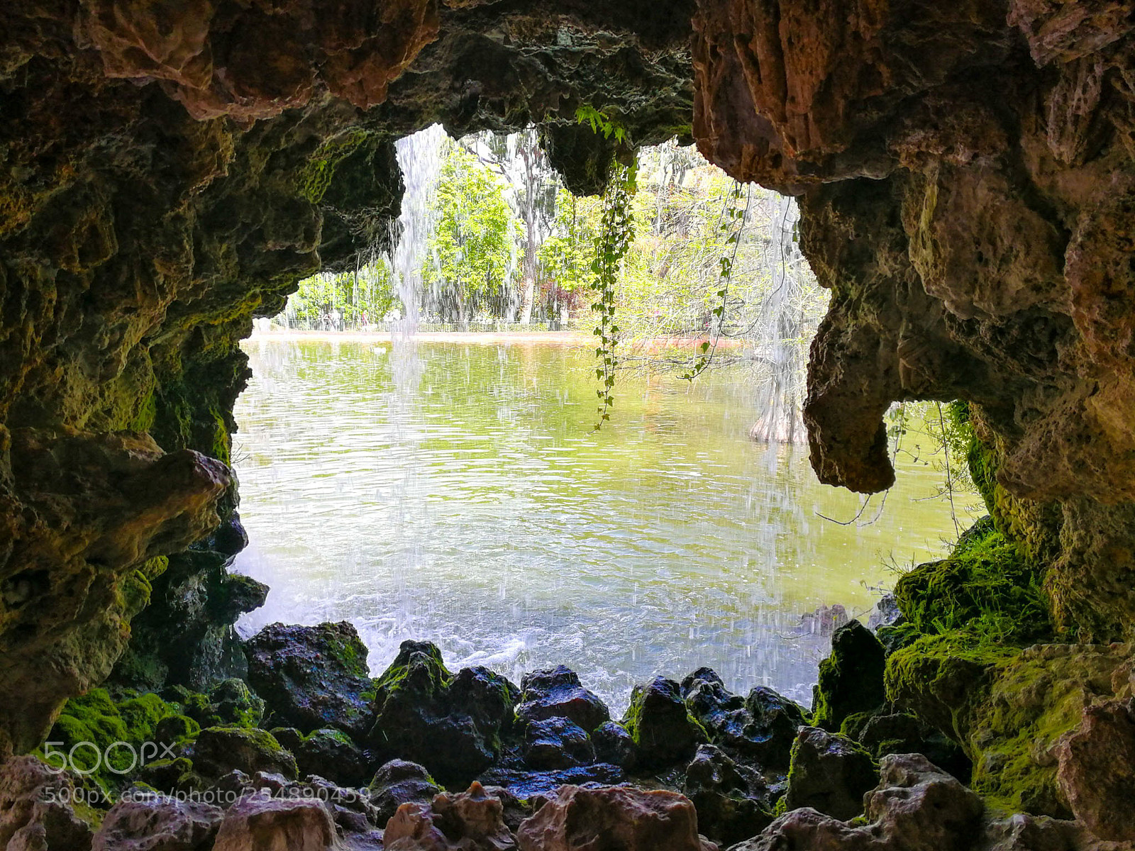 HUAWEI P10 sample photo. Grotta color photography