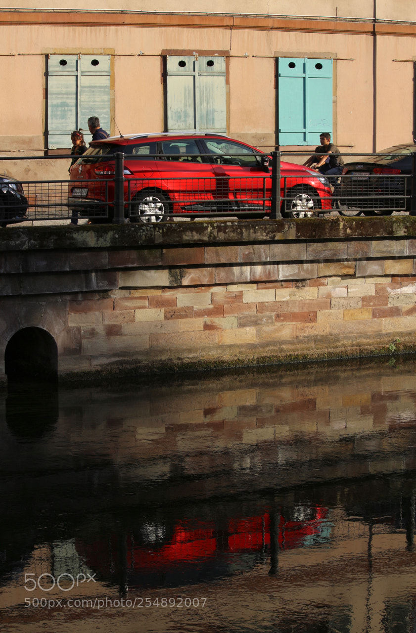 Canon EOS 100D (EOS Rebel SL1 / EOS Kiss X7) sample photo. French reflections photography