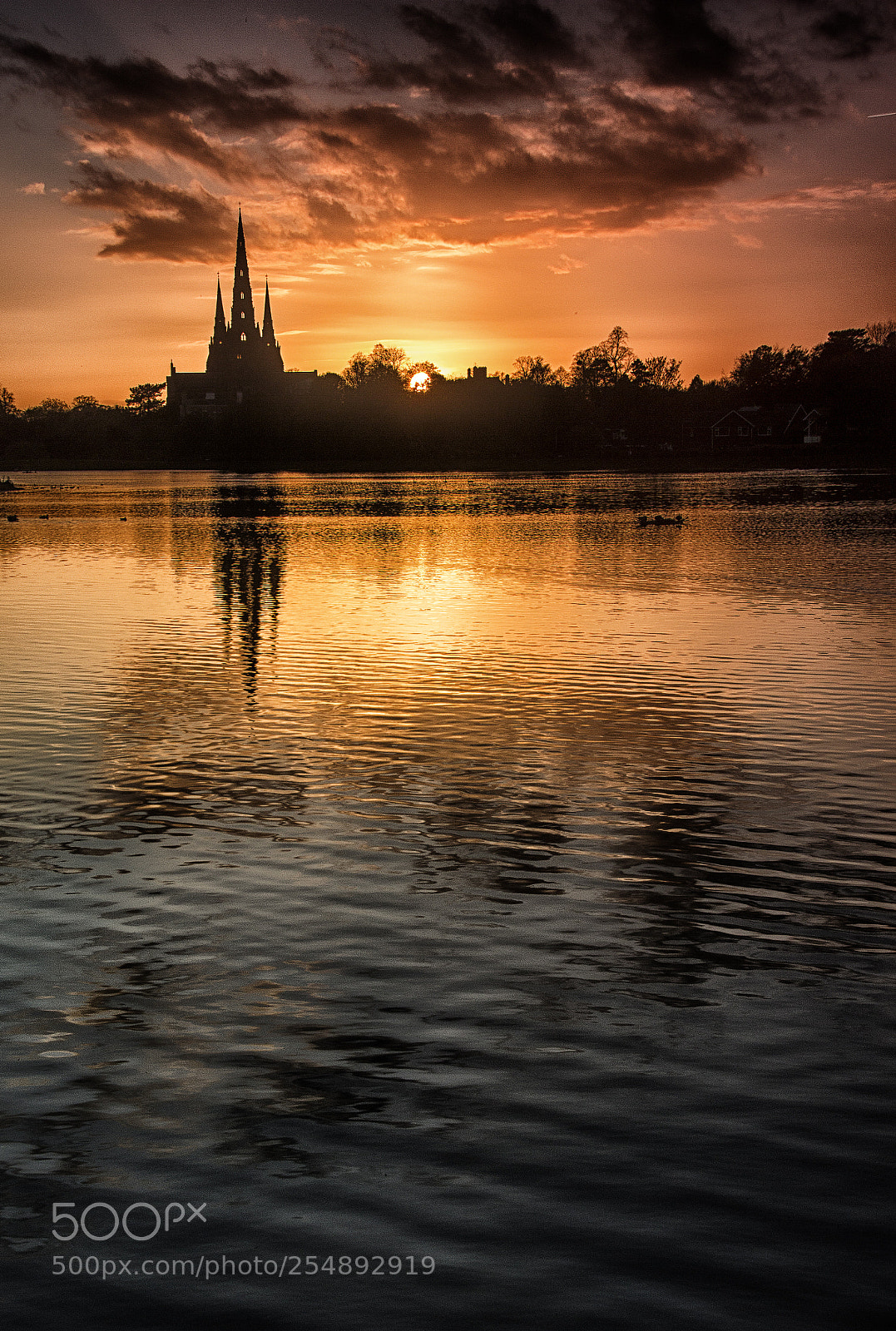 Canon EOS 600D (Rebel EOS T3i / EOS Kiss X5) sample photo. Stowe pool and cathederal photography