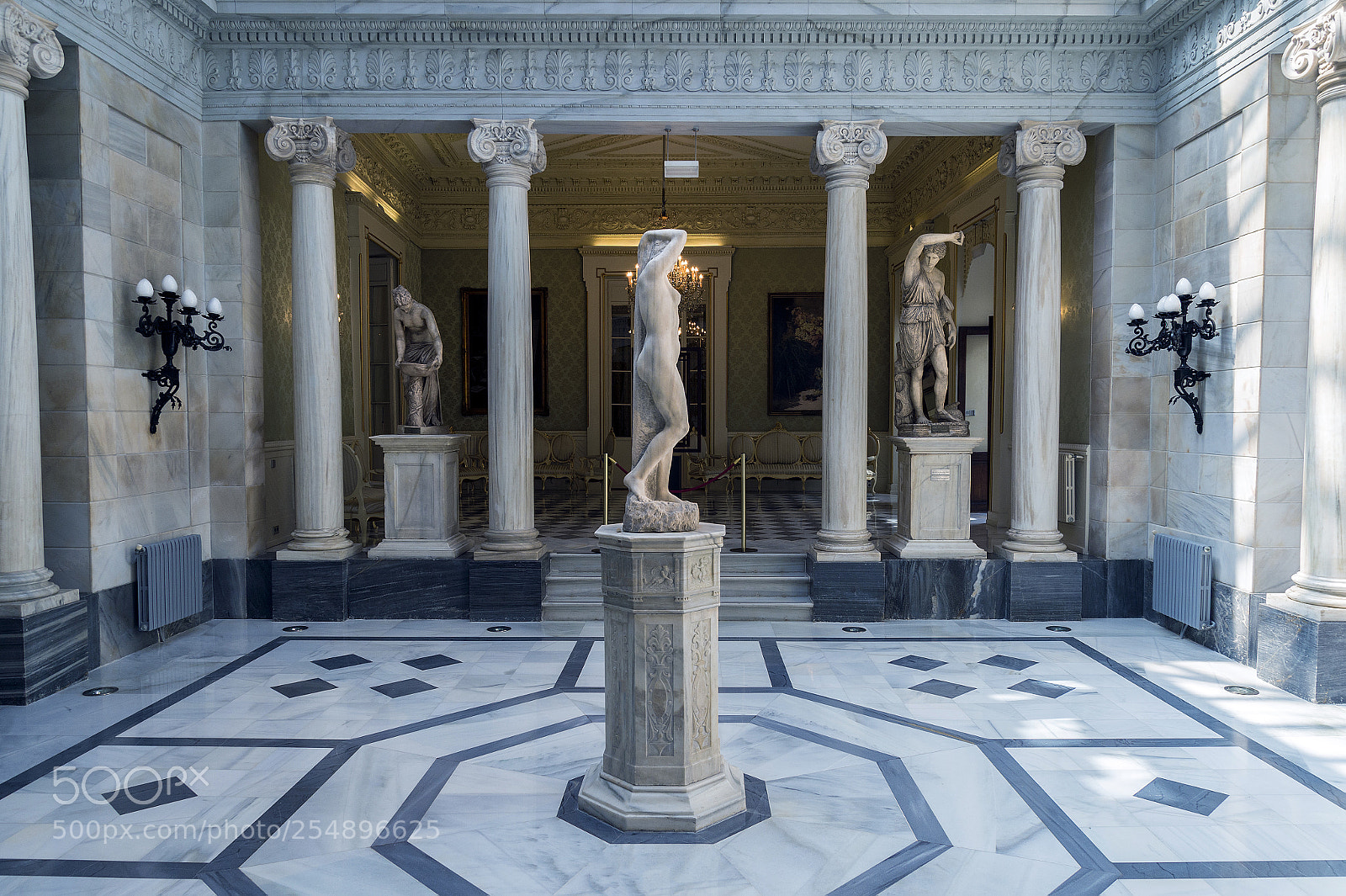 Nikon Df sample photo. May this be rome photography