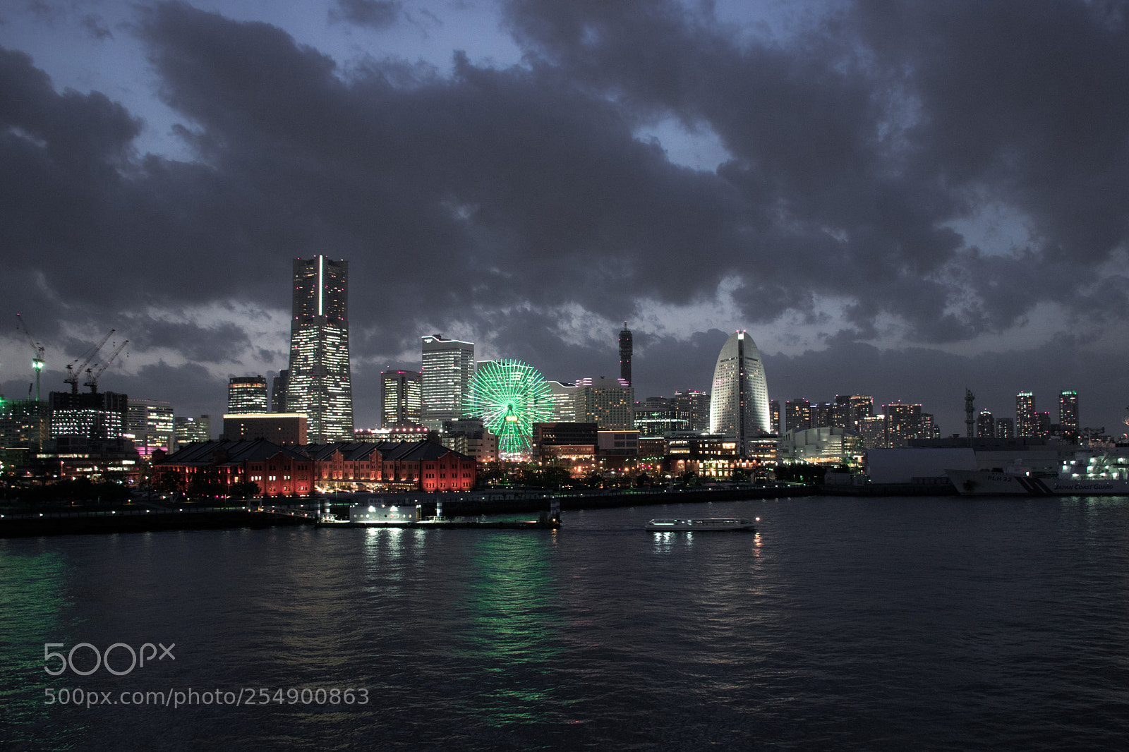 Nikon D5300 sample photo. Cityscape yokohama photography