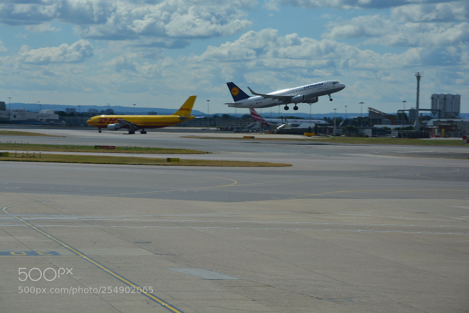 Nikon D5200 sample photo. Takeoff photography