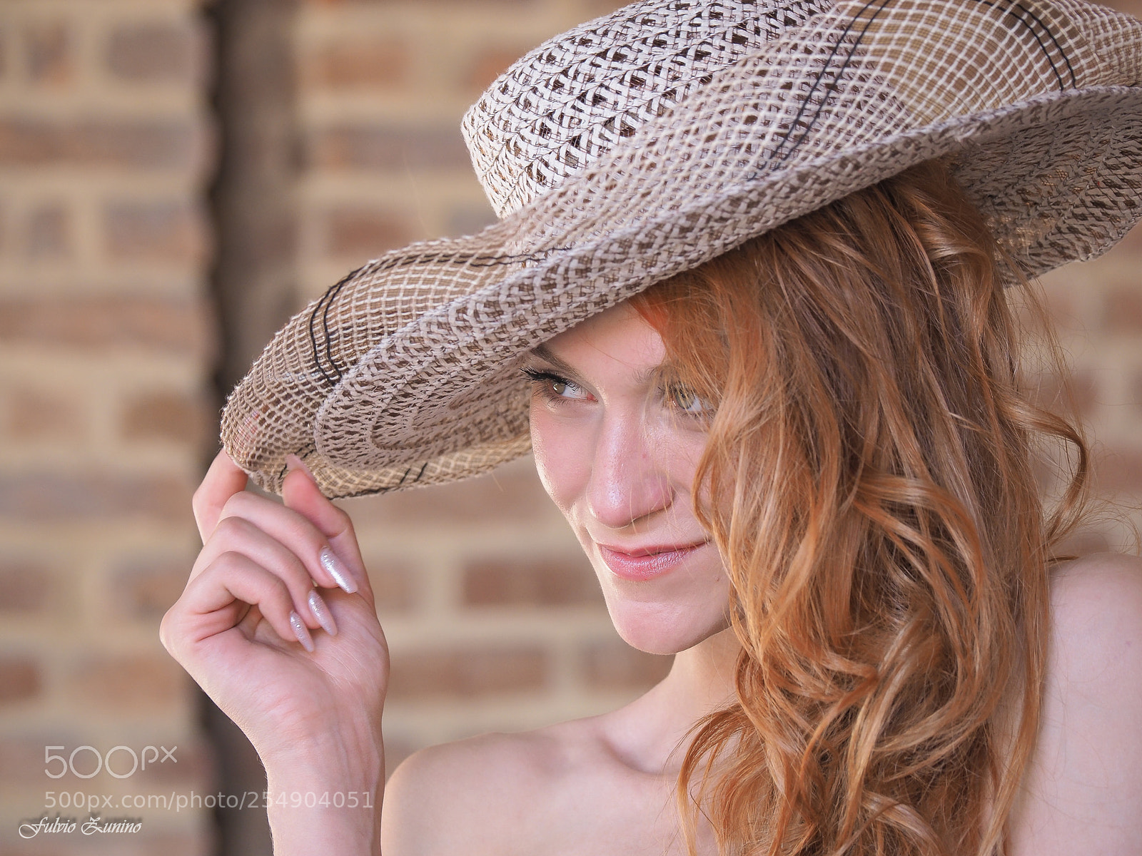Olympus OM-D E-M1 Mark II sample photo. Red hair, on red photography