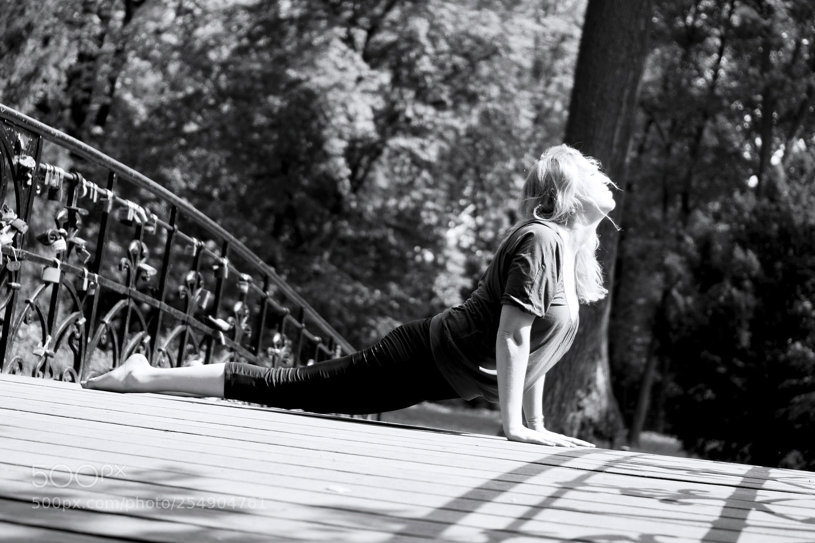 Sony a6000 sample photo. Yoga_on_fresh_air photography