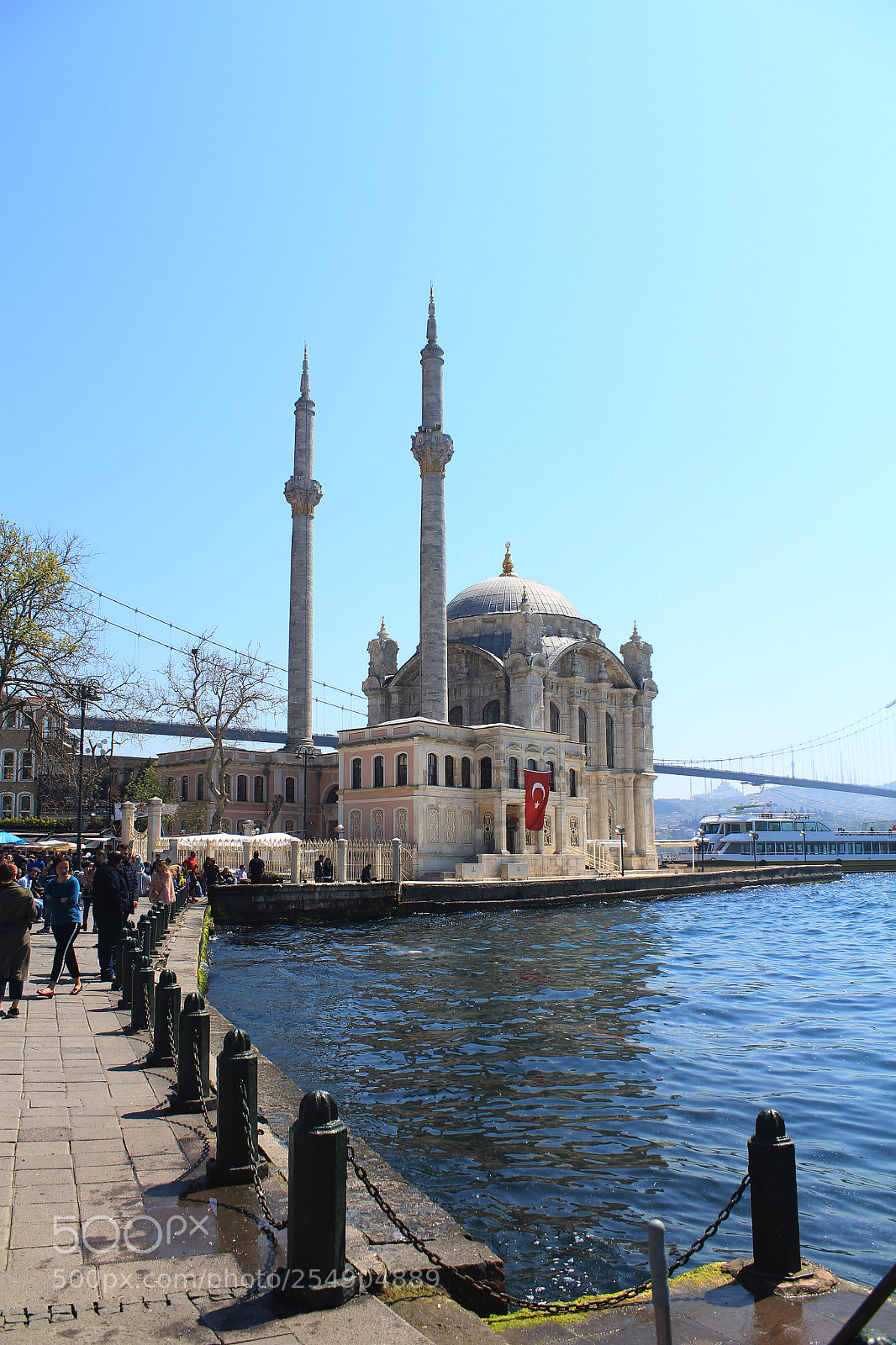Canon EOS 650D (EOS Rebel T4i / EOS Kiss X6i) sample photo. Ortaköy mosque photography