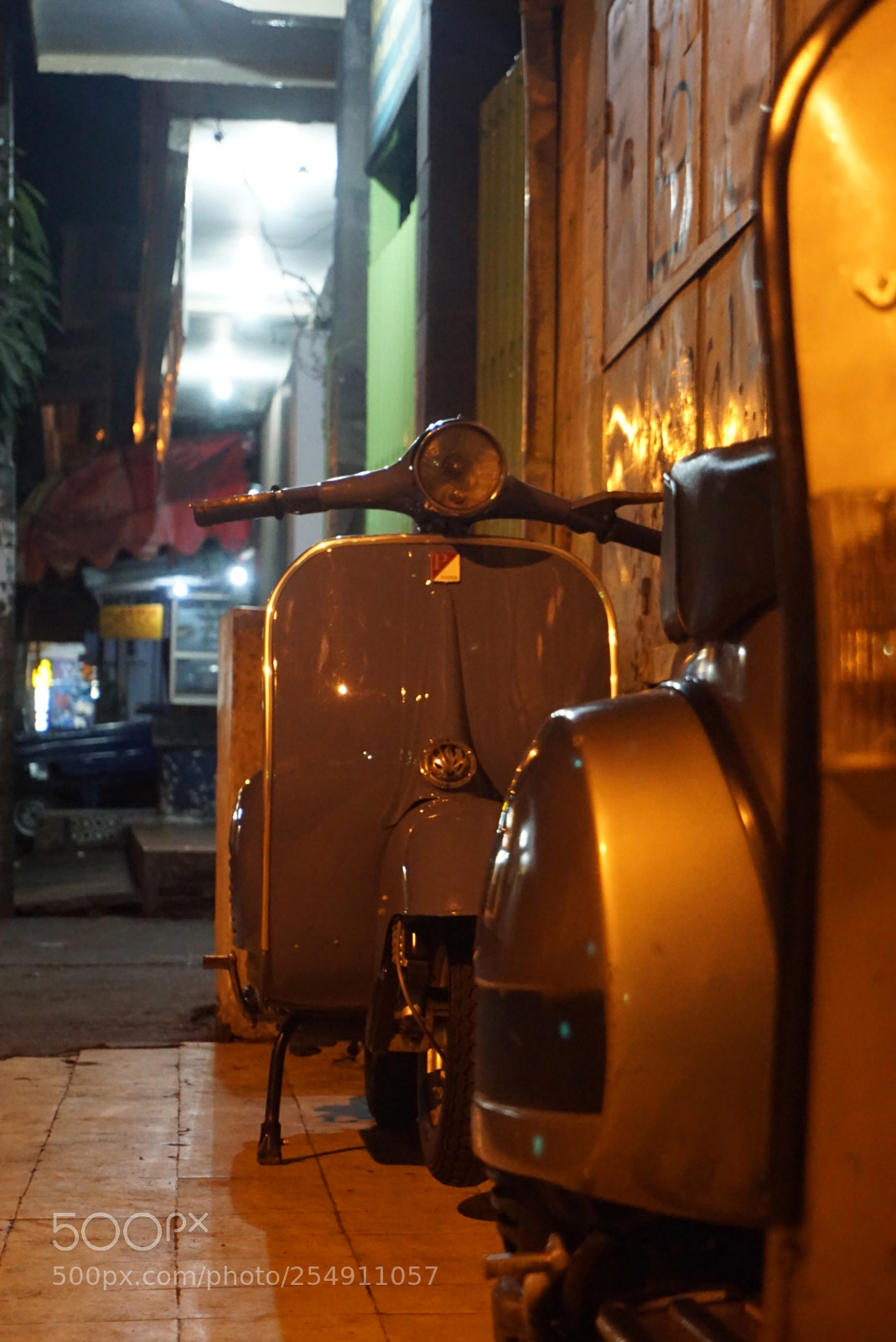 Sony a6000 sample photo. Vespa photography
