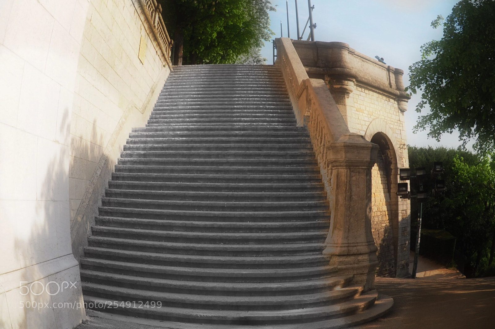 Olympus OM-D E-M10 II sample photo. The stair  photography