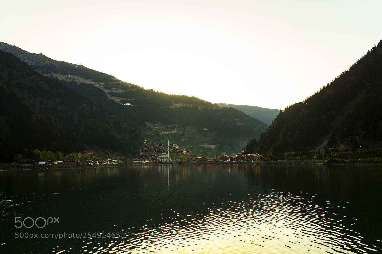 Canon EOS 600D (Rebel EOS T3i / EOS Kiss X5) sample photo. Long lake photography