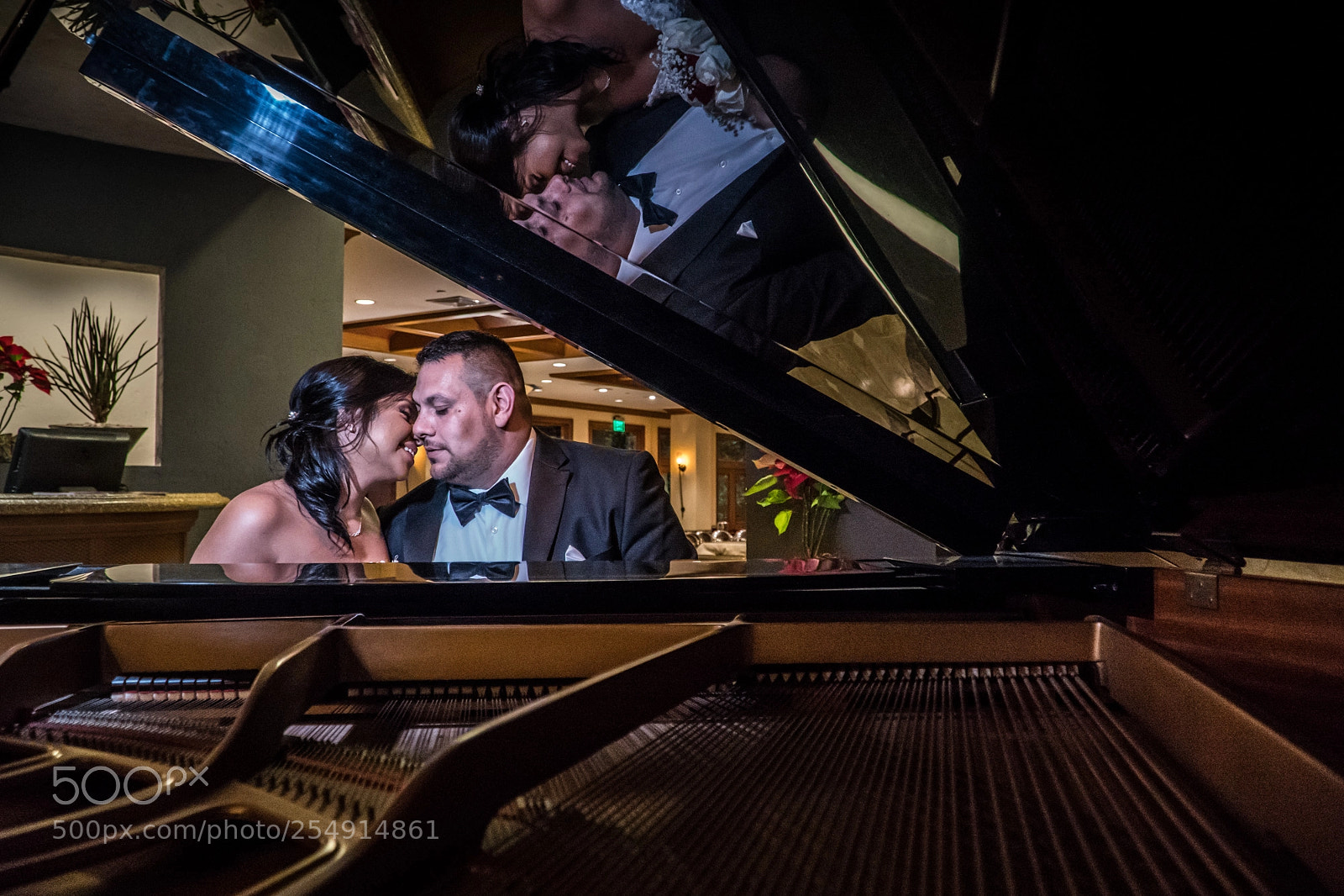 Sony a6300 sample photo. Love in the piano photography