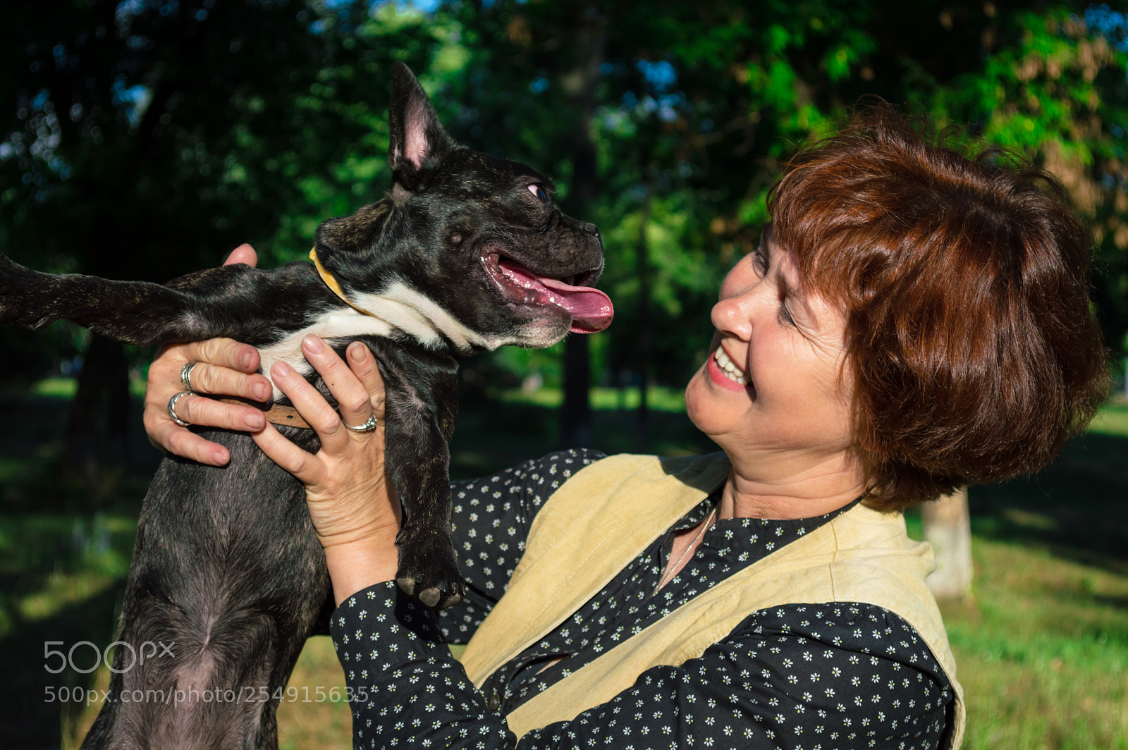 Nikon D3200 sample photo. Portrait of smiling, cheerful photography