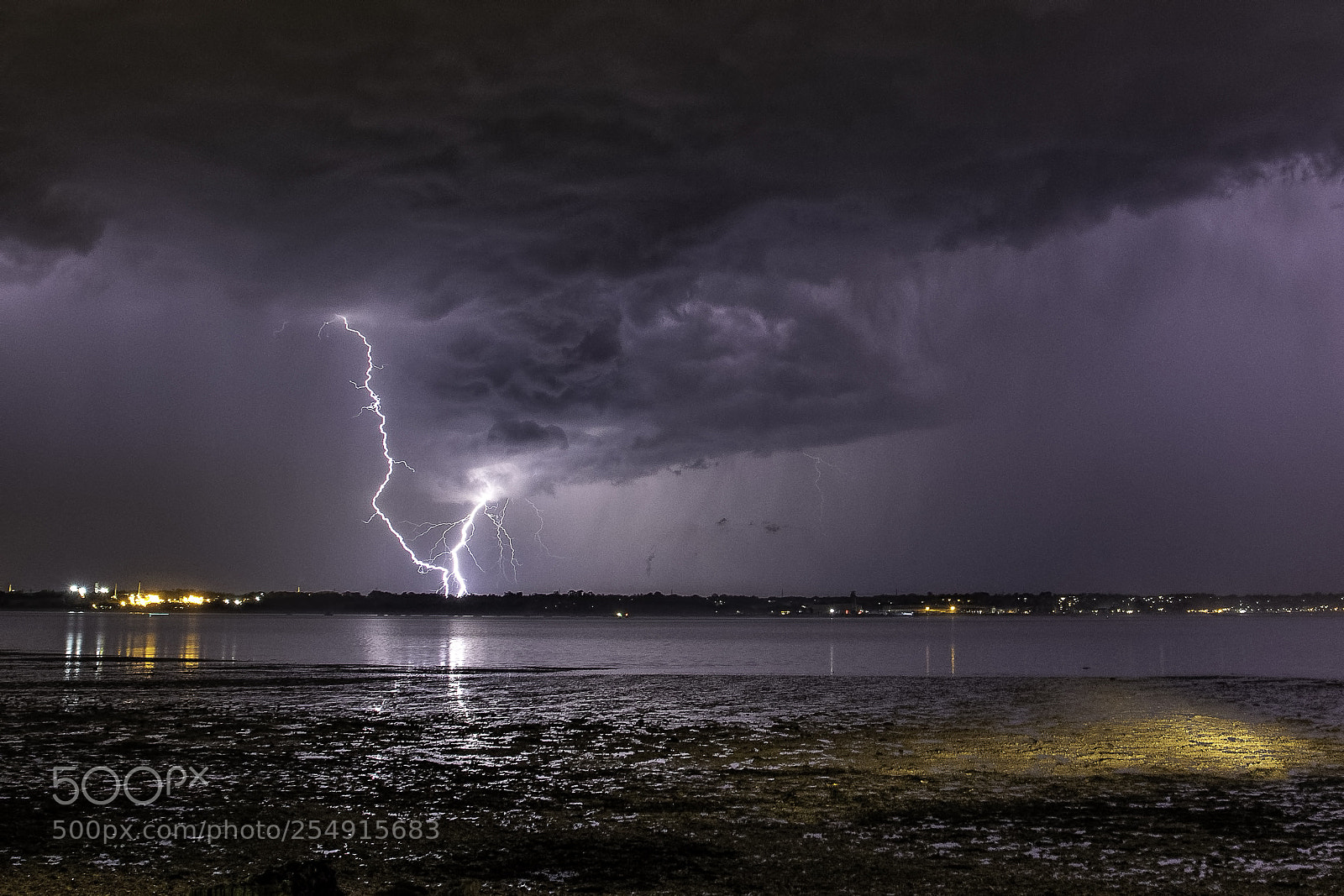 Canon EOS 7D Mark II sample photo. Lightning over southampton photography