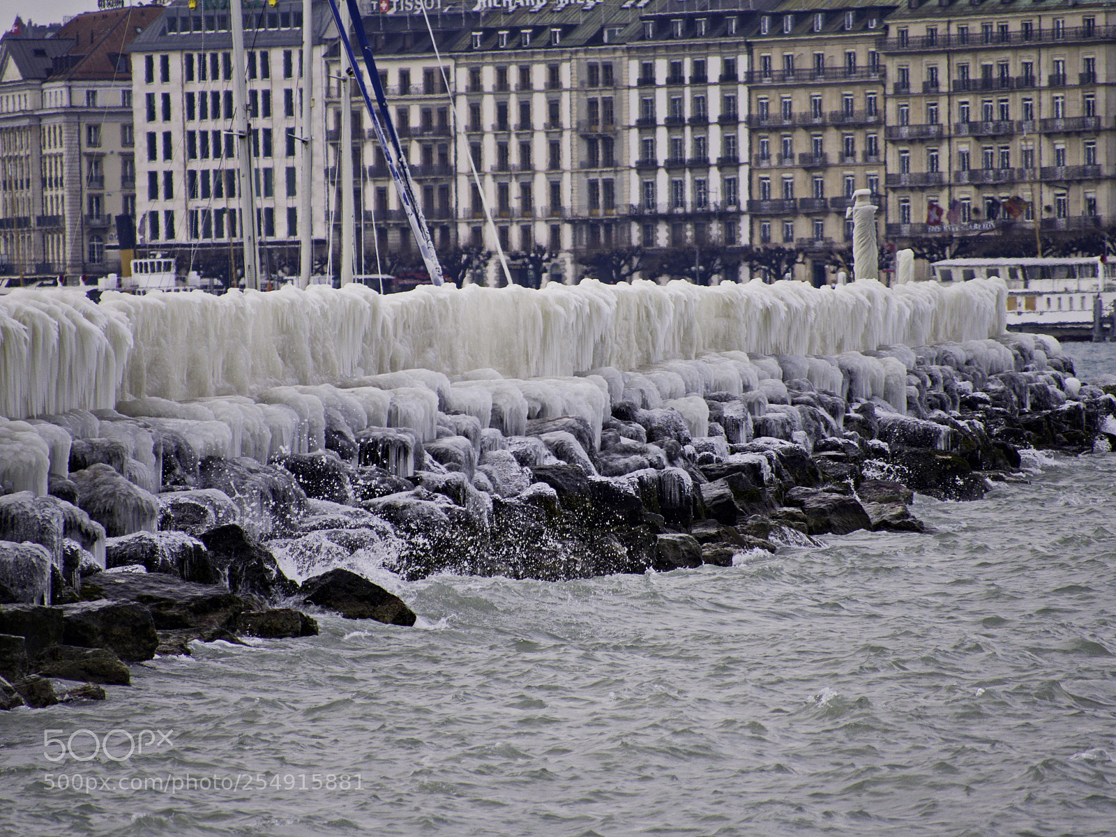Panasonic Lumix DMC-GX8 sample photo. Ice pack in geneva photography