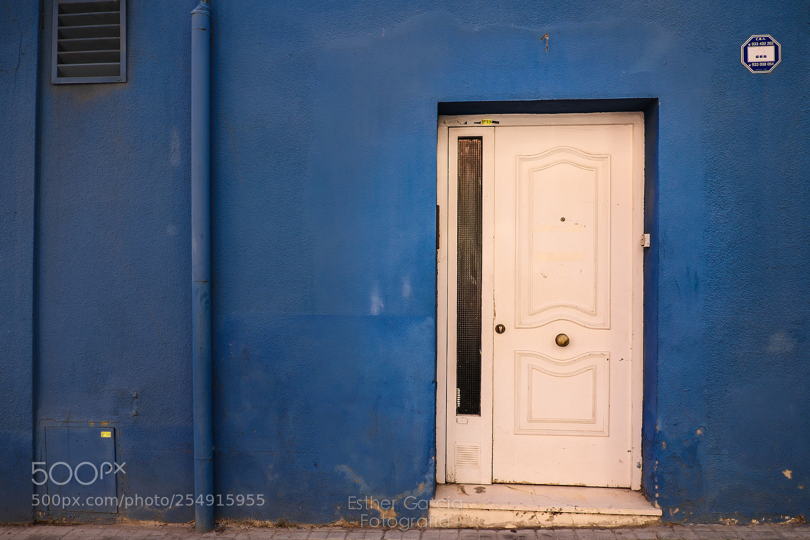 Fujifilm X-T1 sample photo. Door no. 1 photography