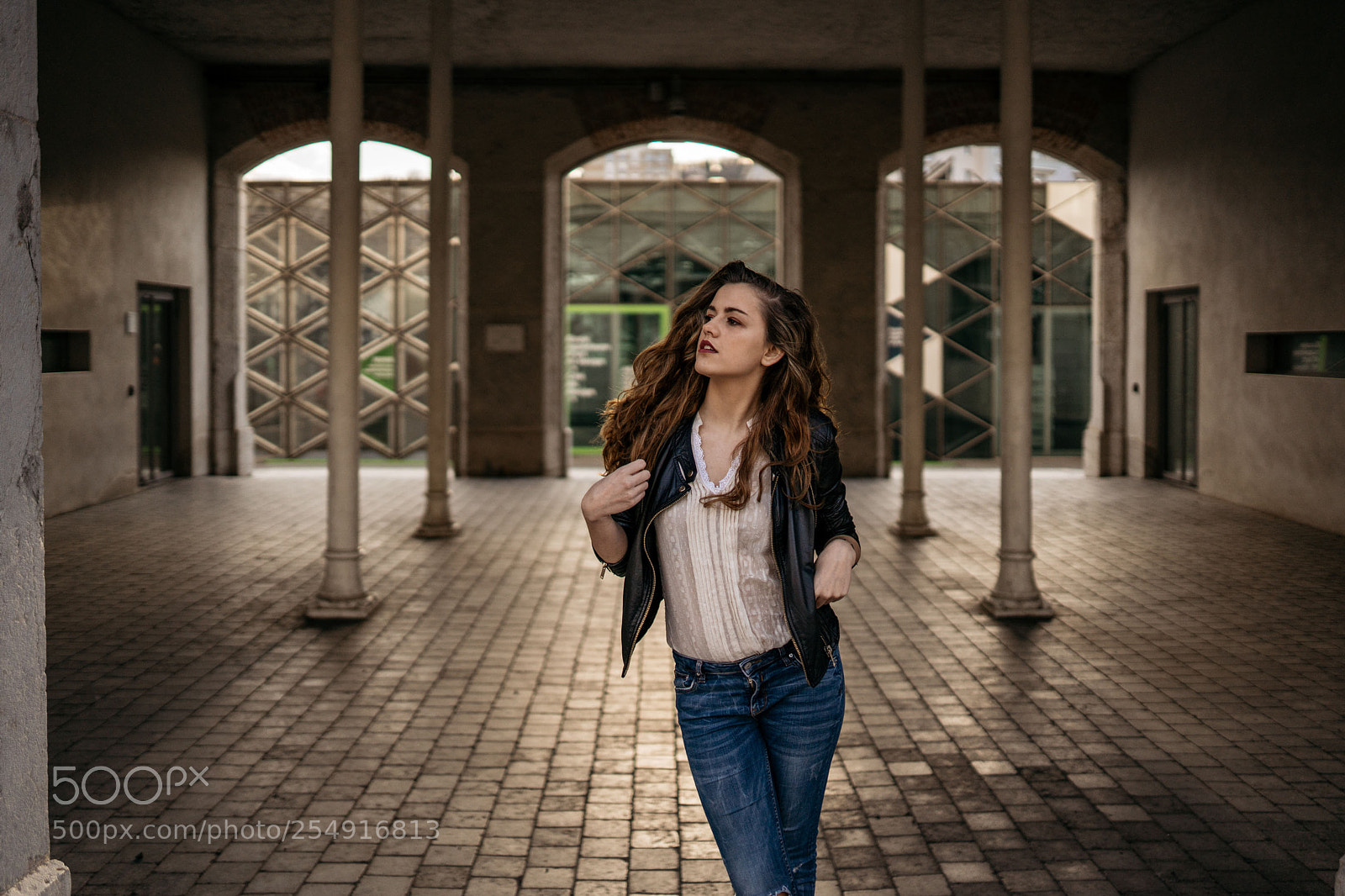 Sony a7 III sample photo. Beauty on the arch photography