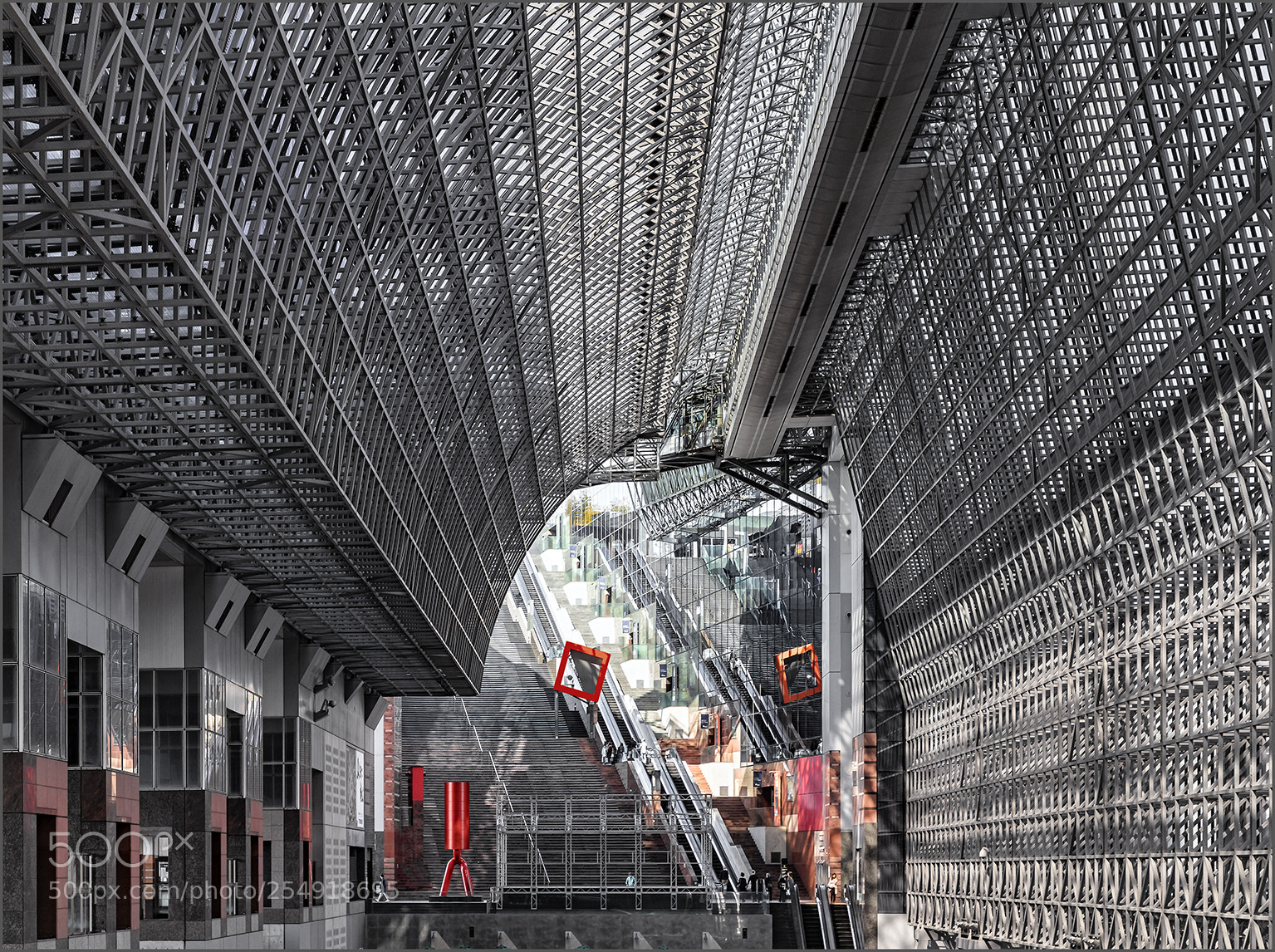 Canon EOS 5D Mark IV sample photo. Kyoto central station_3 photography